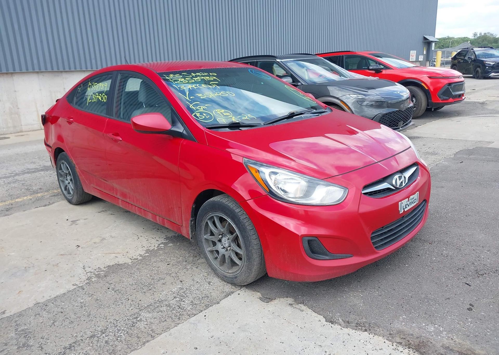 2013 HYUNDAI ACCENT GLS