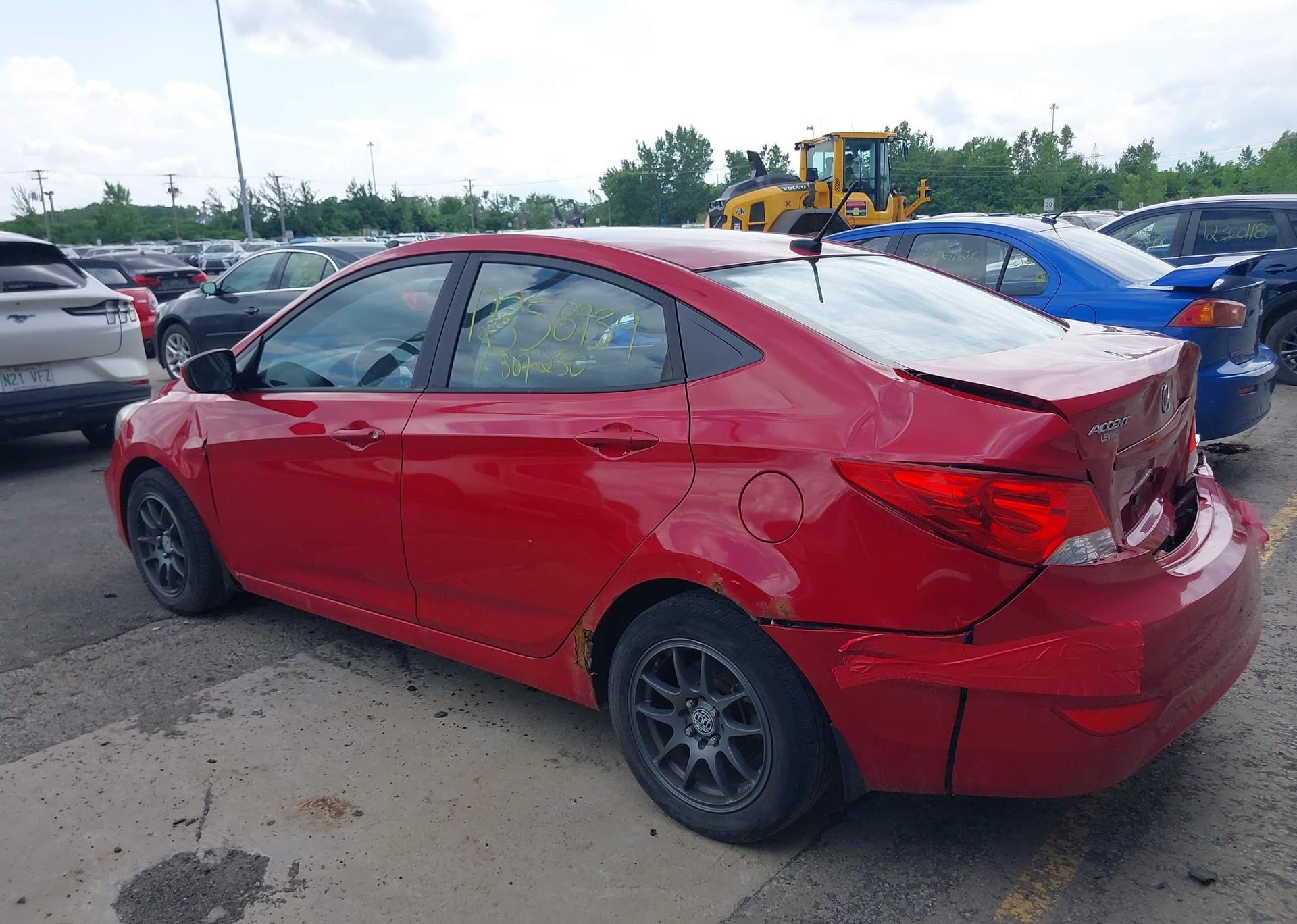 2013 HYUNDAI ACCENT GLS