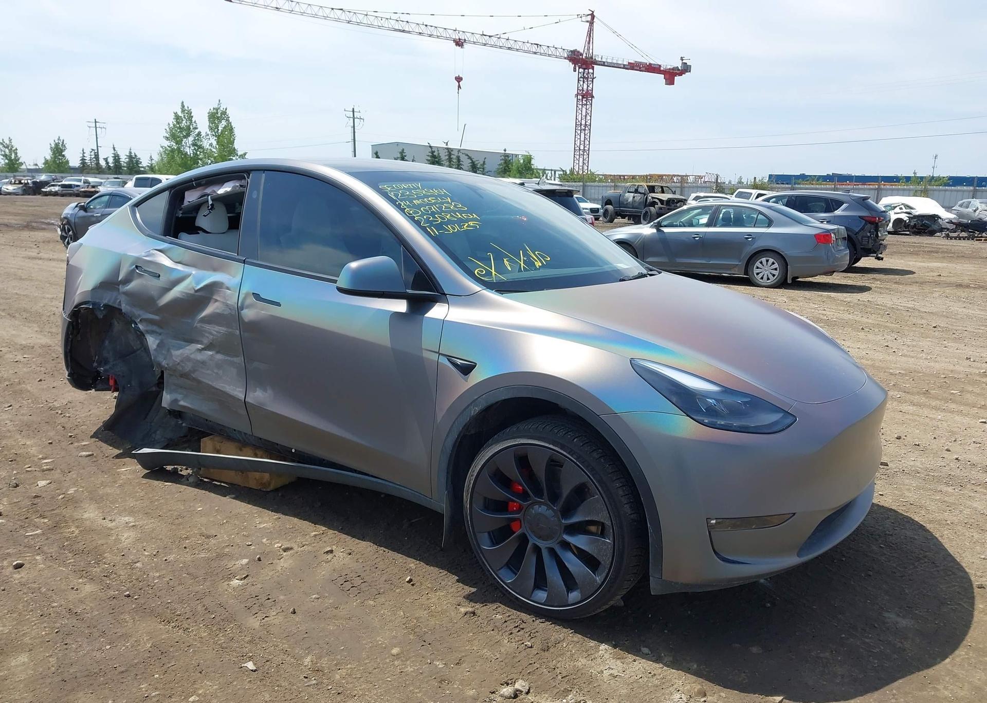 2024 TESLA MODEL Y PERFORMANCE