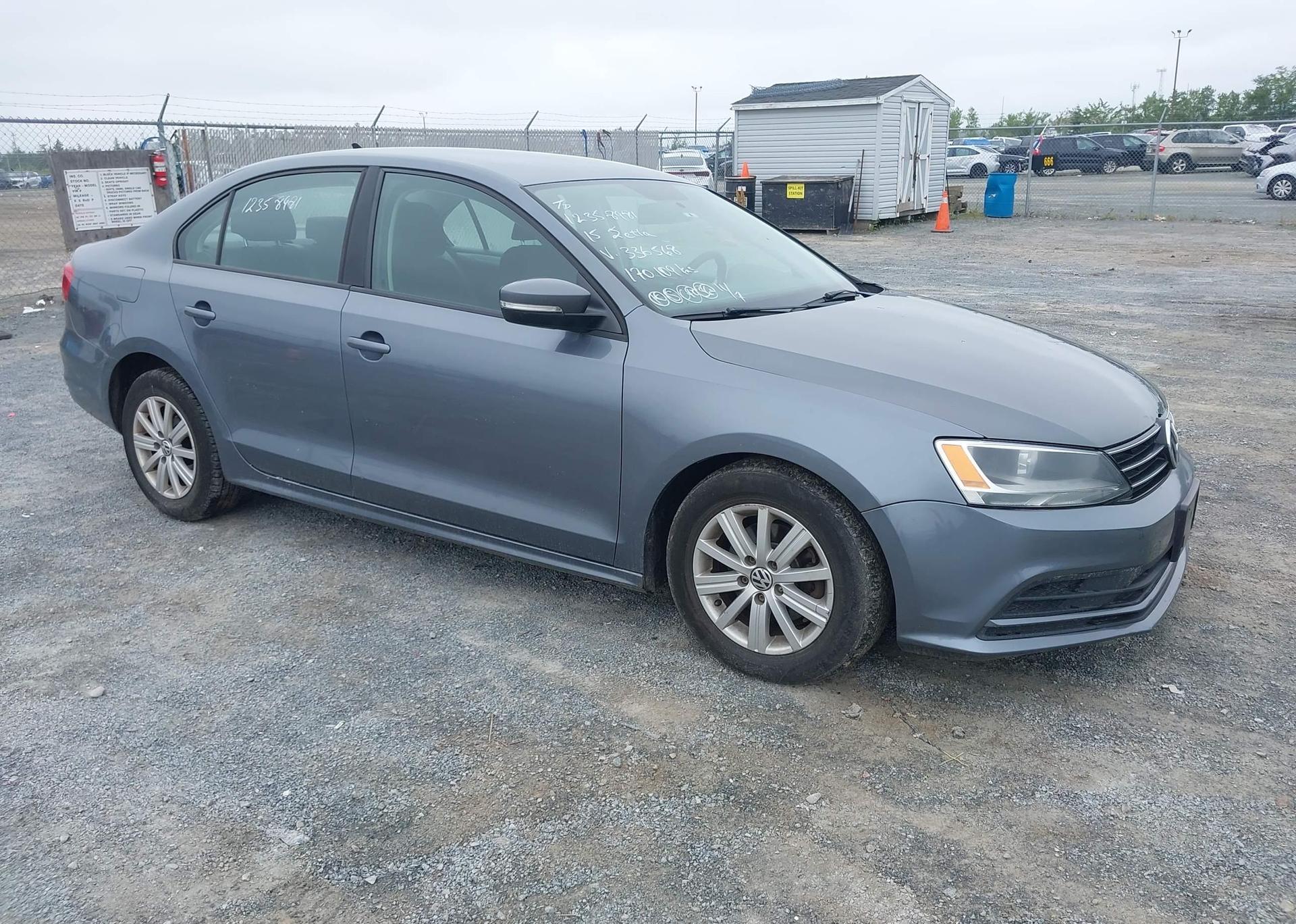 2015 VOLKSWAGEN JETTA 2.0L TRENDLINE