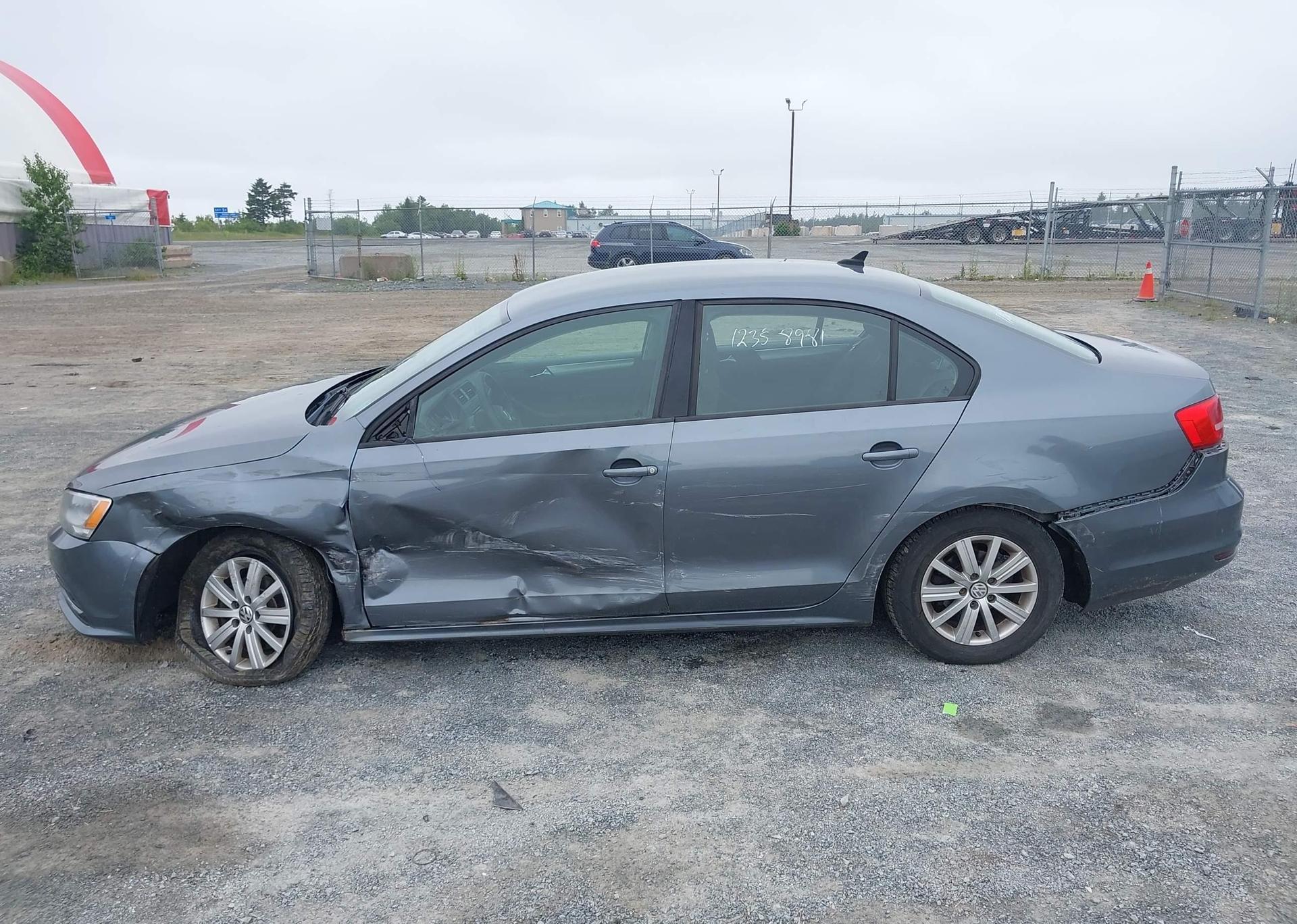 2015 VOLKSWAGEN JETTA 2.0L TRENDLINE