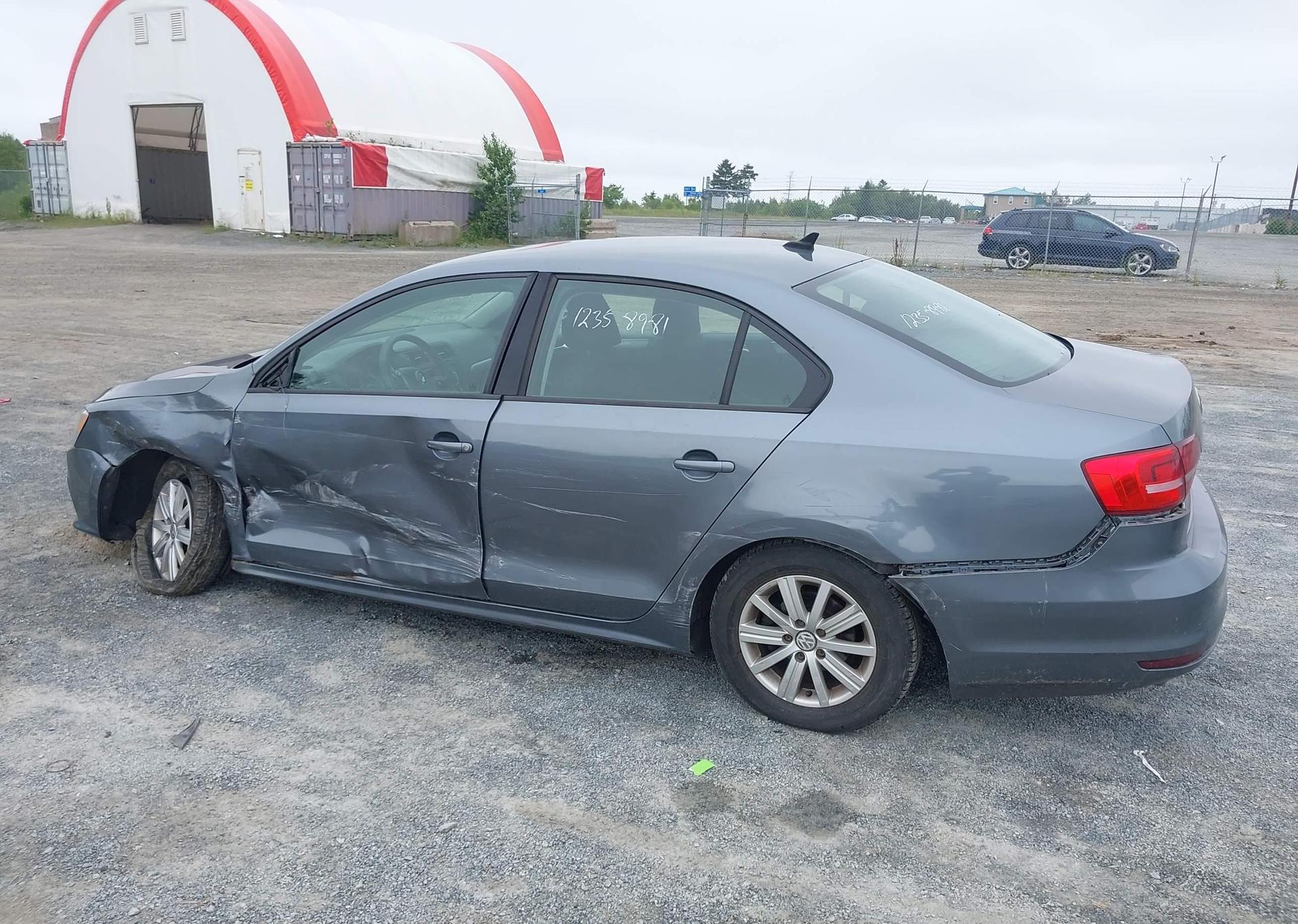 2015 VOLKSWAGEN JETTA 2.0L TRENDLINE
