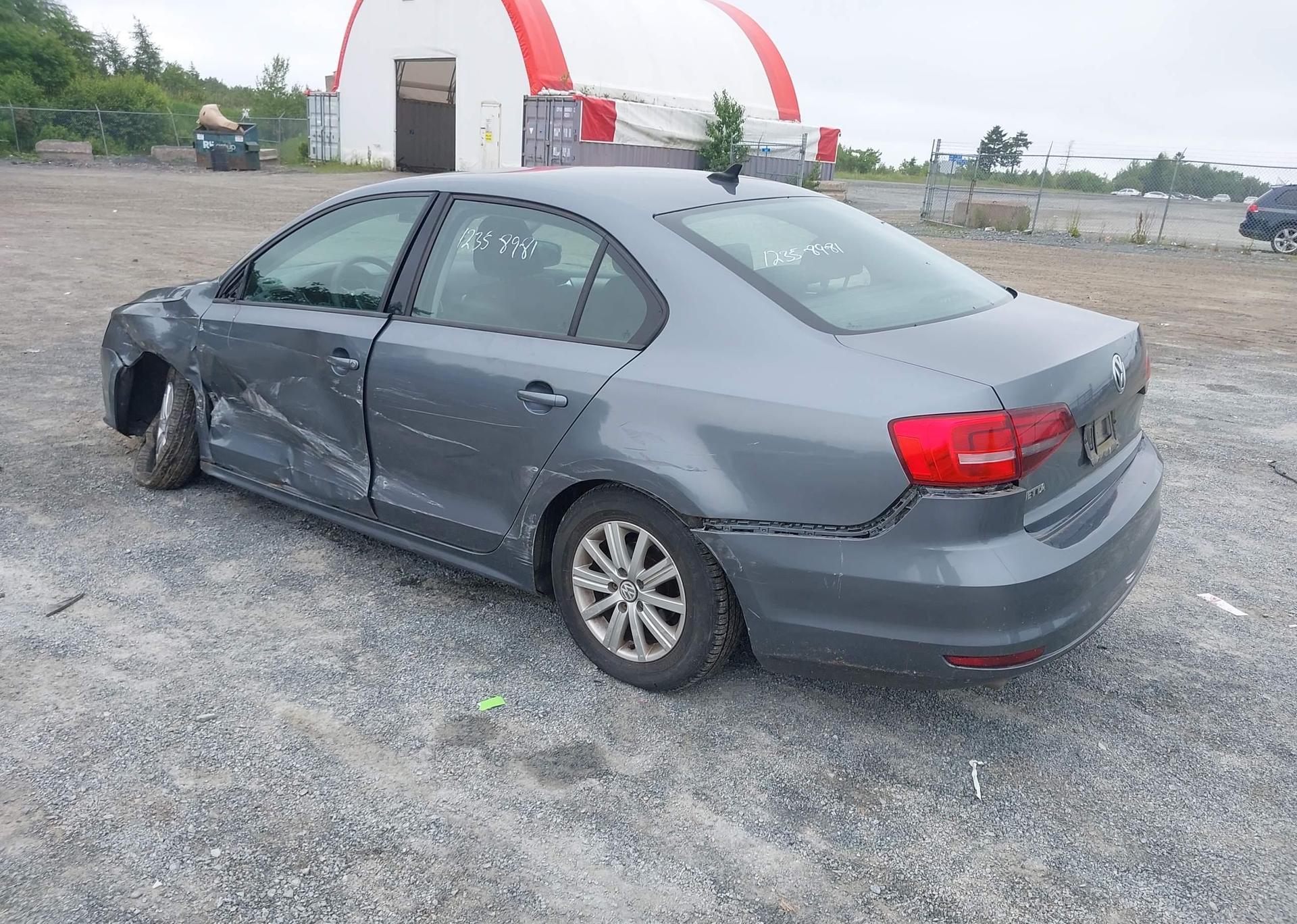 2015 VOLKSWAGEN JETTA 2.0L TRENDLINE