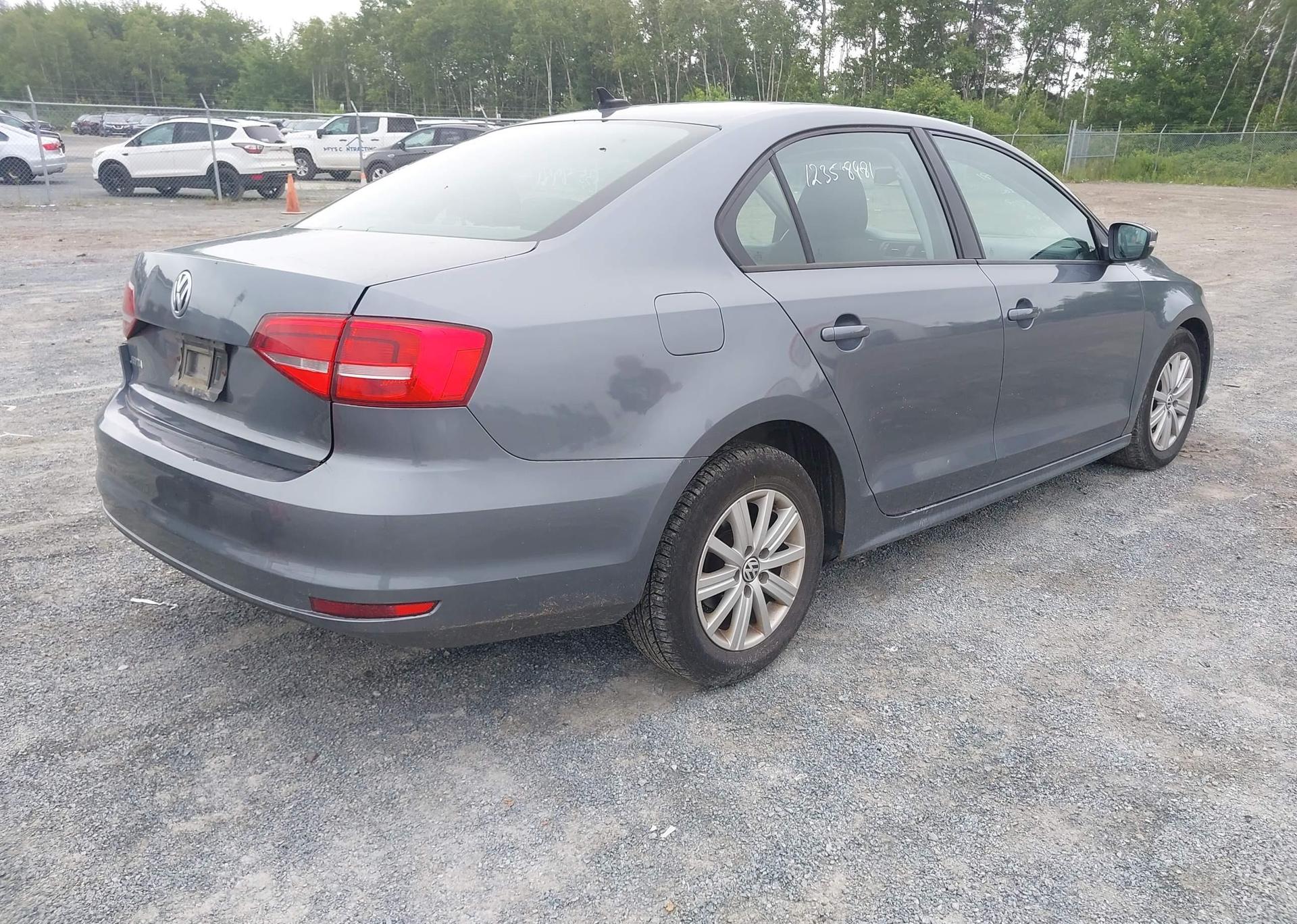 2015 VOLKSWAGEN JETTA 2.0L TRENDLINE