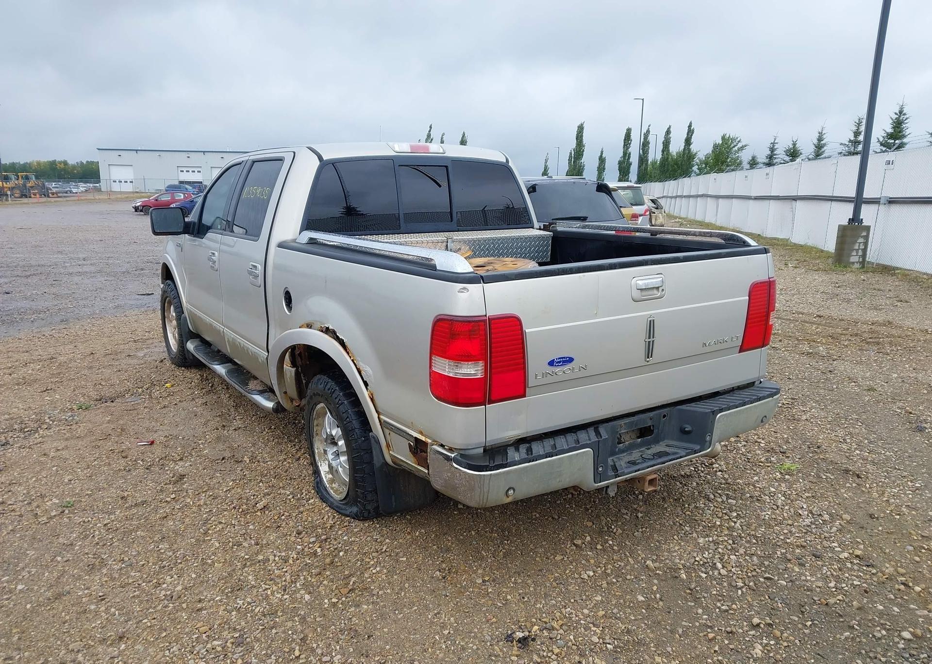 2006 LINCOLN MARK LT