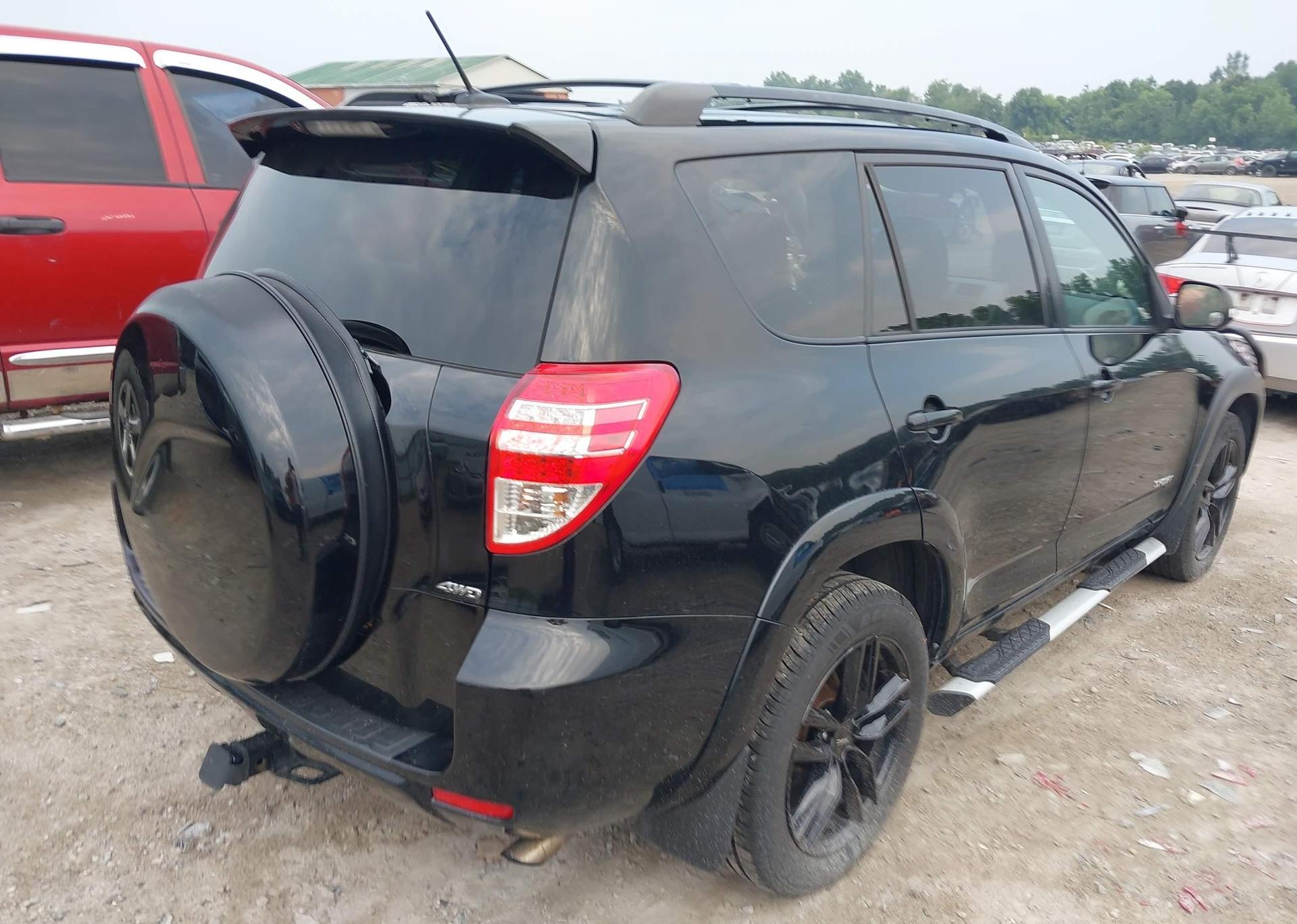 2011 TOYOTA RAV4 SPORT