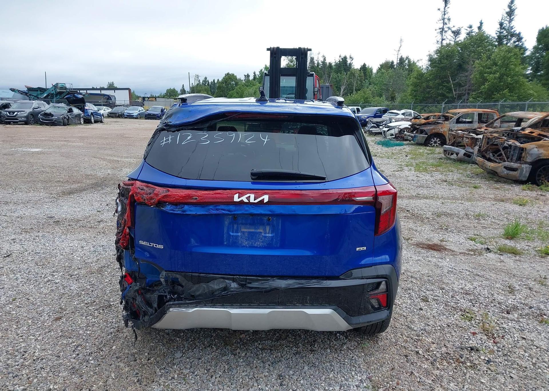 2025 KIA SELTOS S