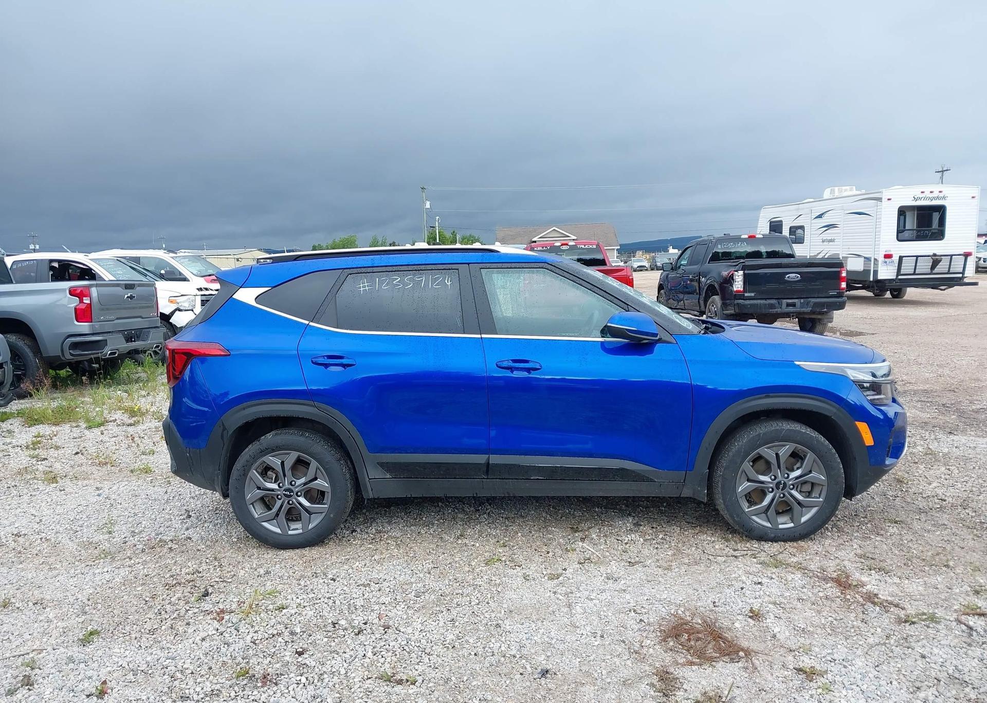 2025 KIA SELTOS S