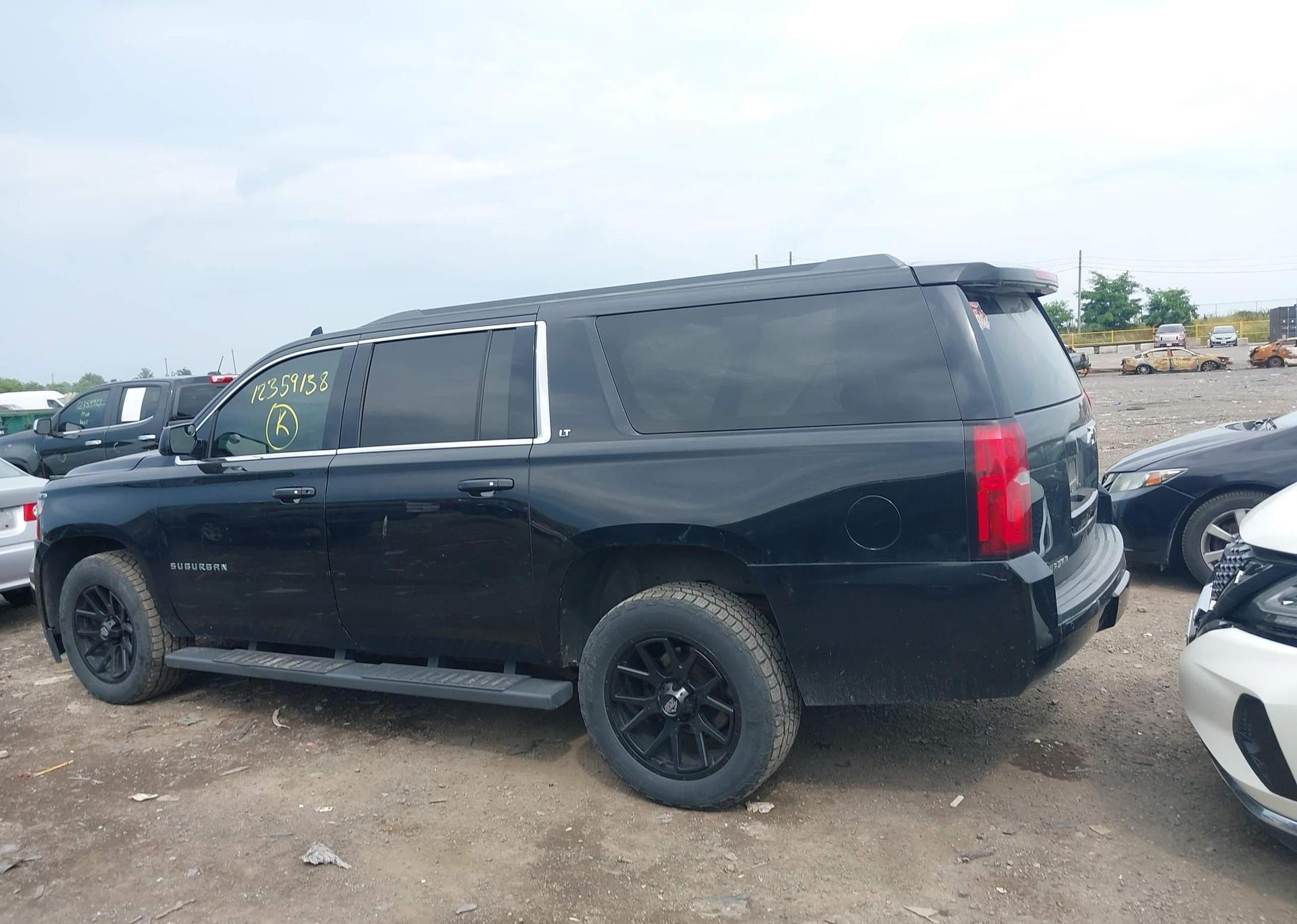 2016 CHEVROLET SUBURBAN LT