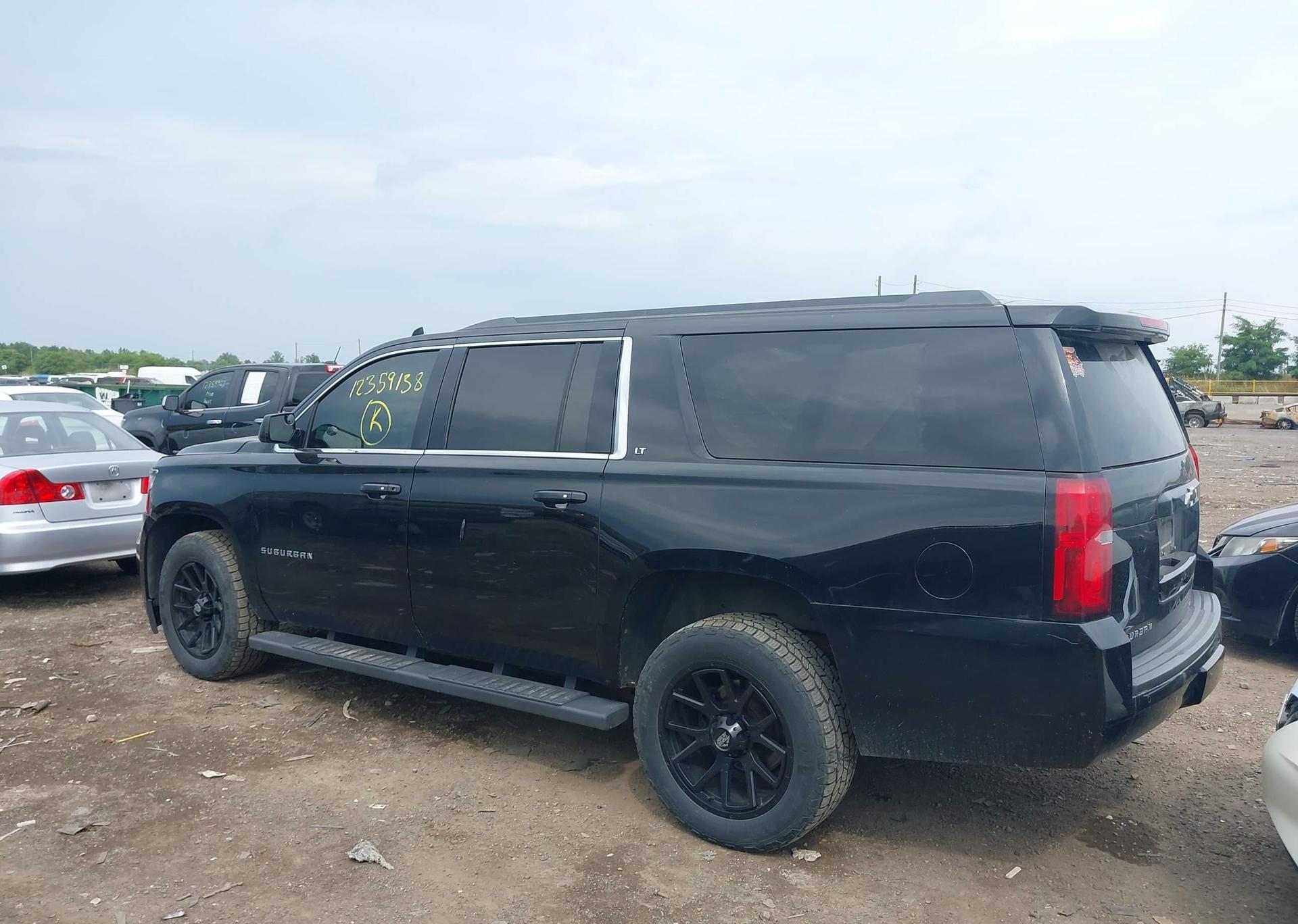 2016 CHEVROLET SUBURBAN LT