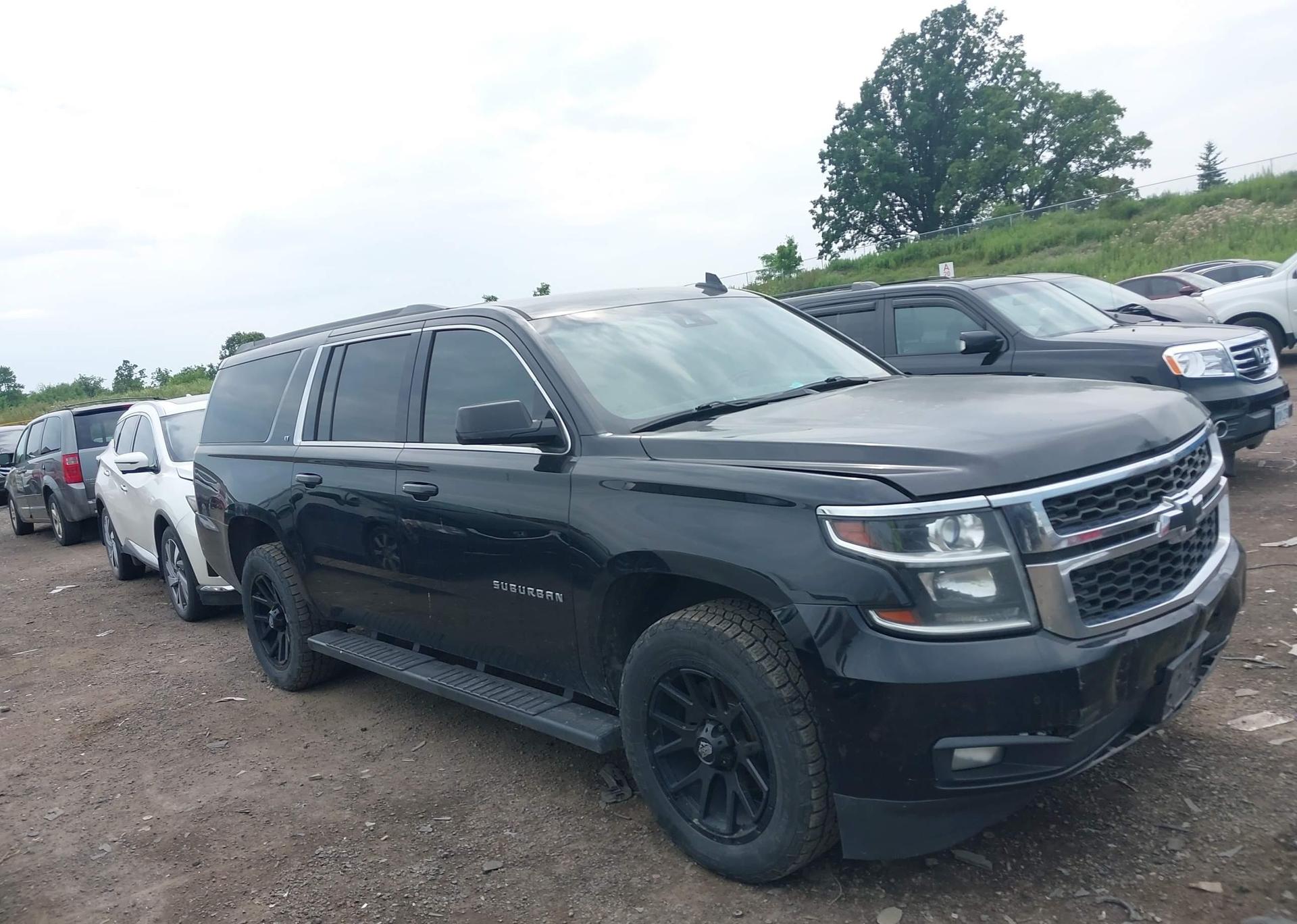 2016 CHEVROLET SUBURBAN LT