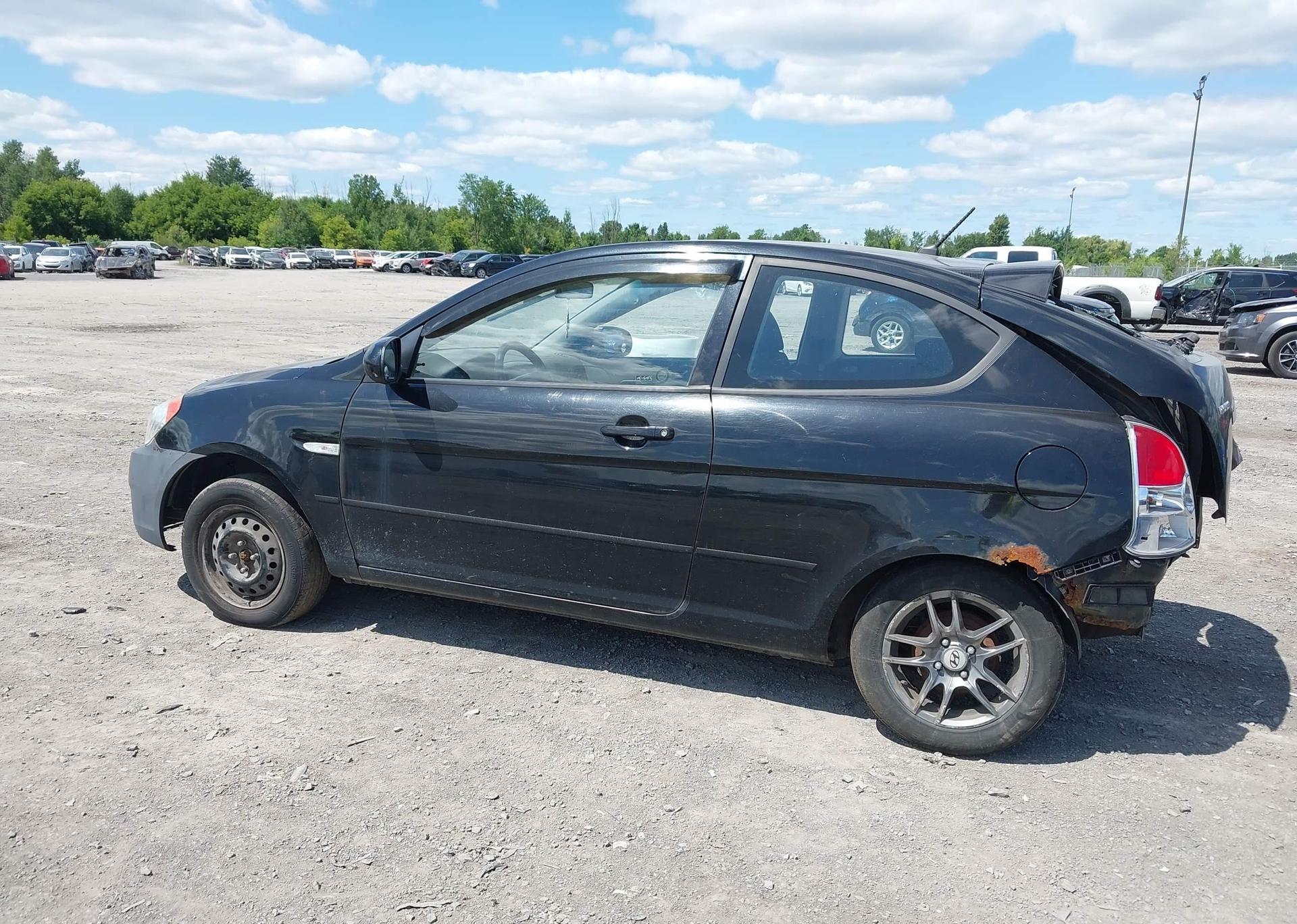 2011 HYUNDAI ACCENT