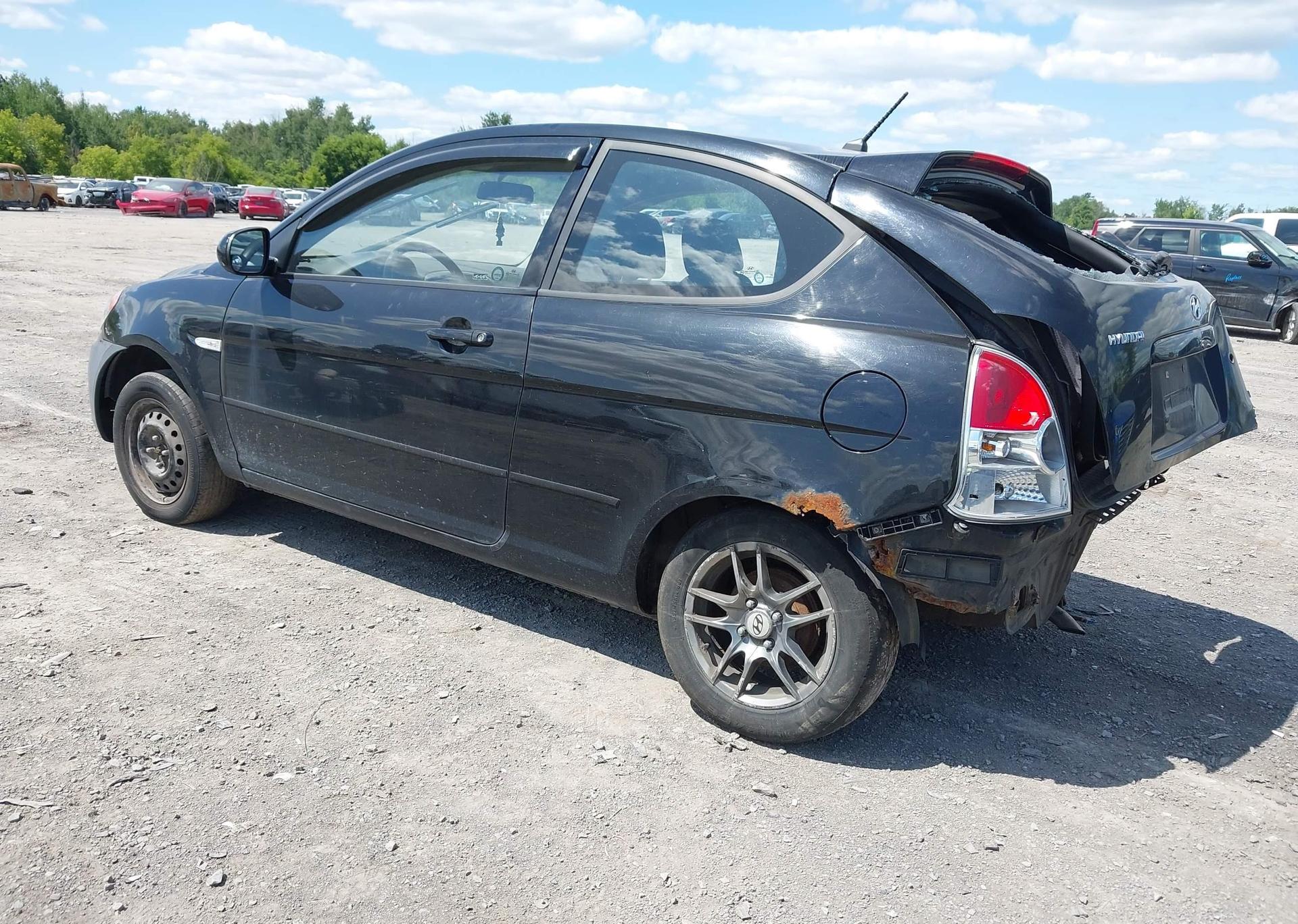 2011 HYUNDAI ACCENT