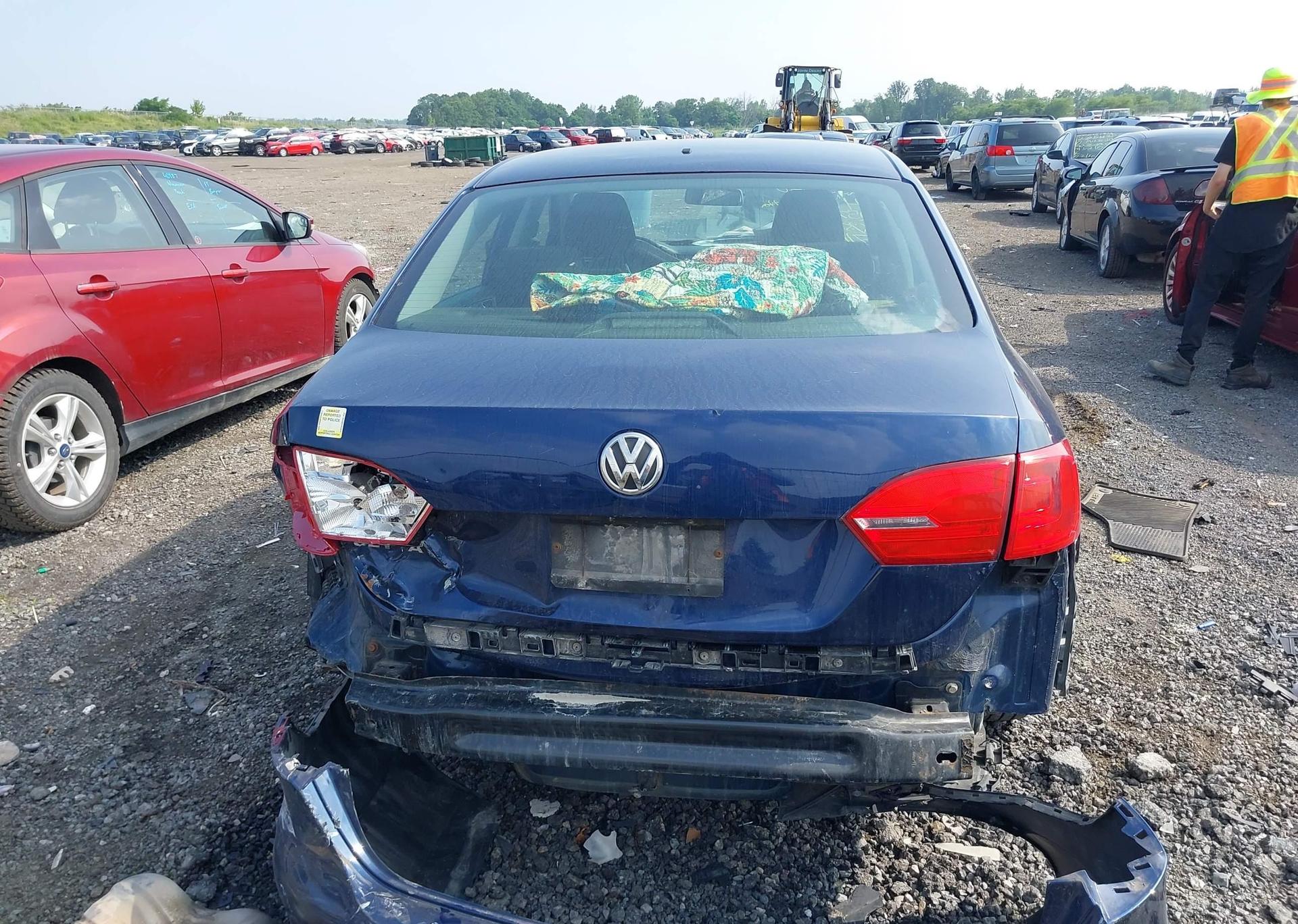 2014 VOLKSWAGEN JETTA S
