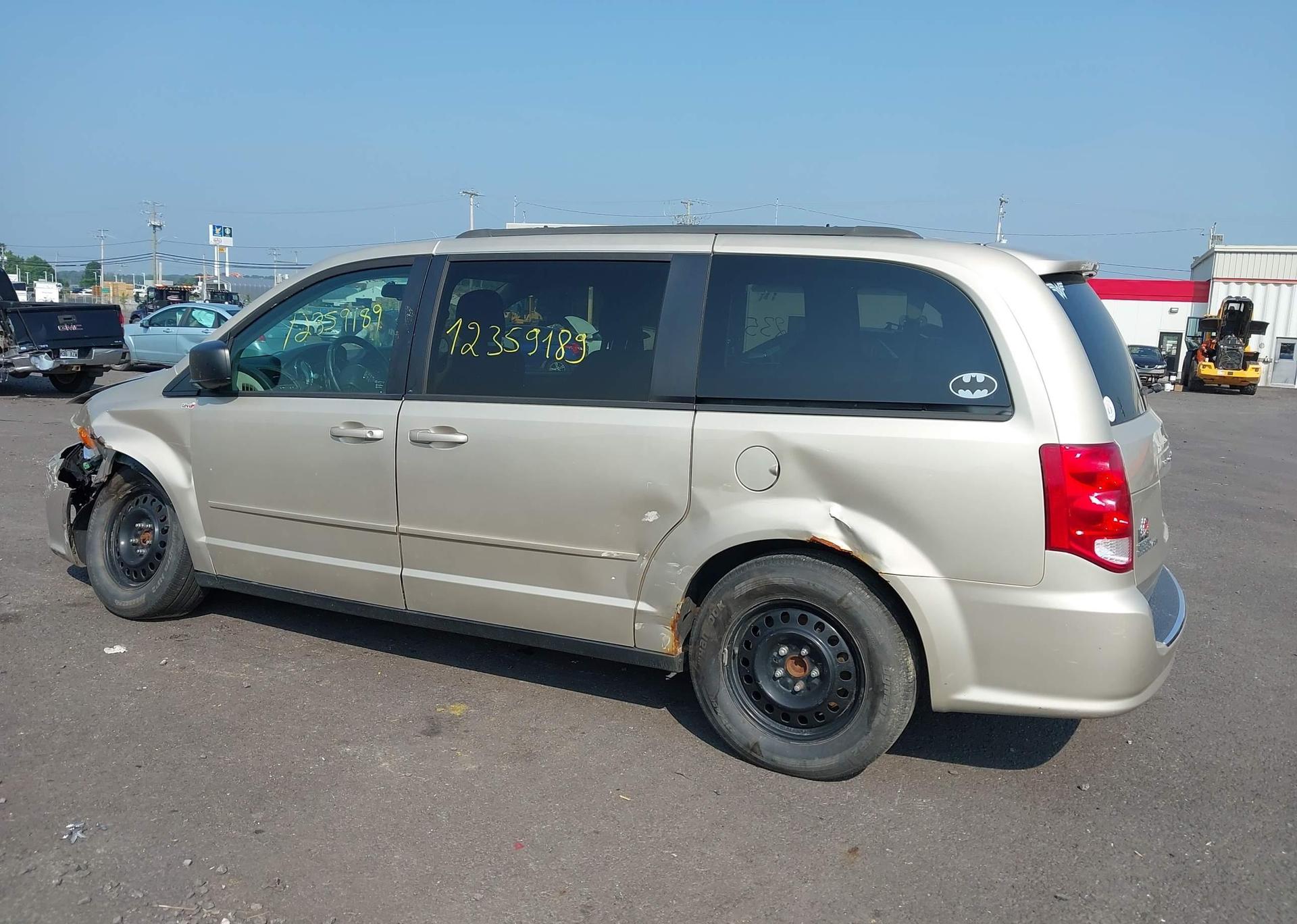 2014 DODGE GRAND CARAVAN SE
