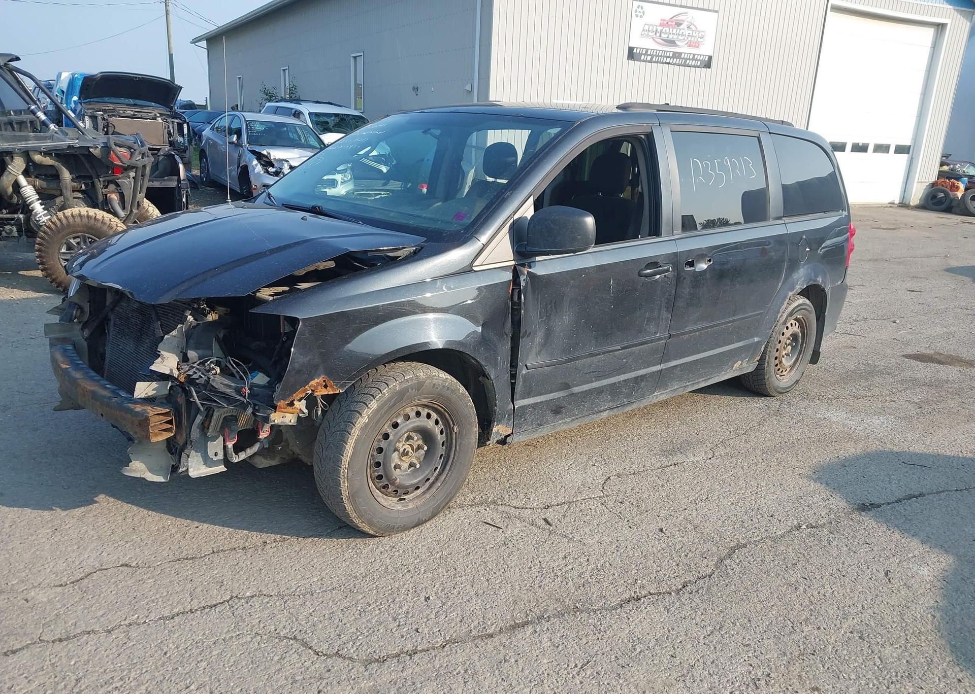 2012 DODGE GRAND CARAVAN SE