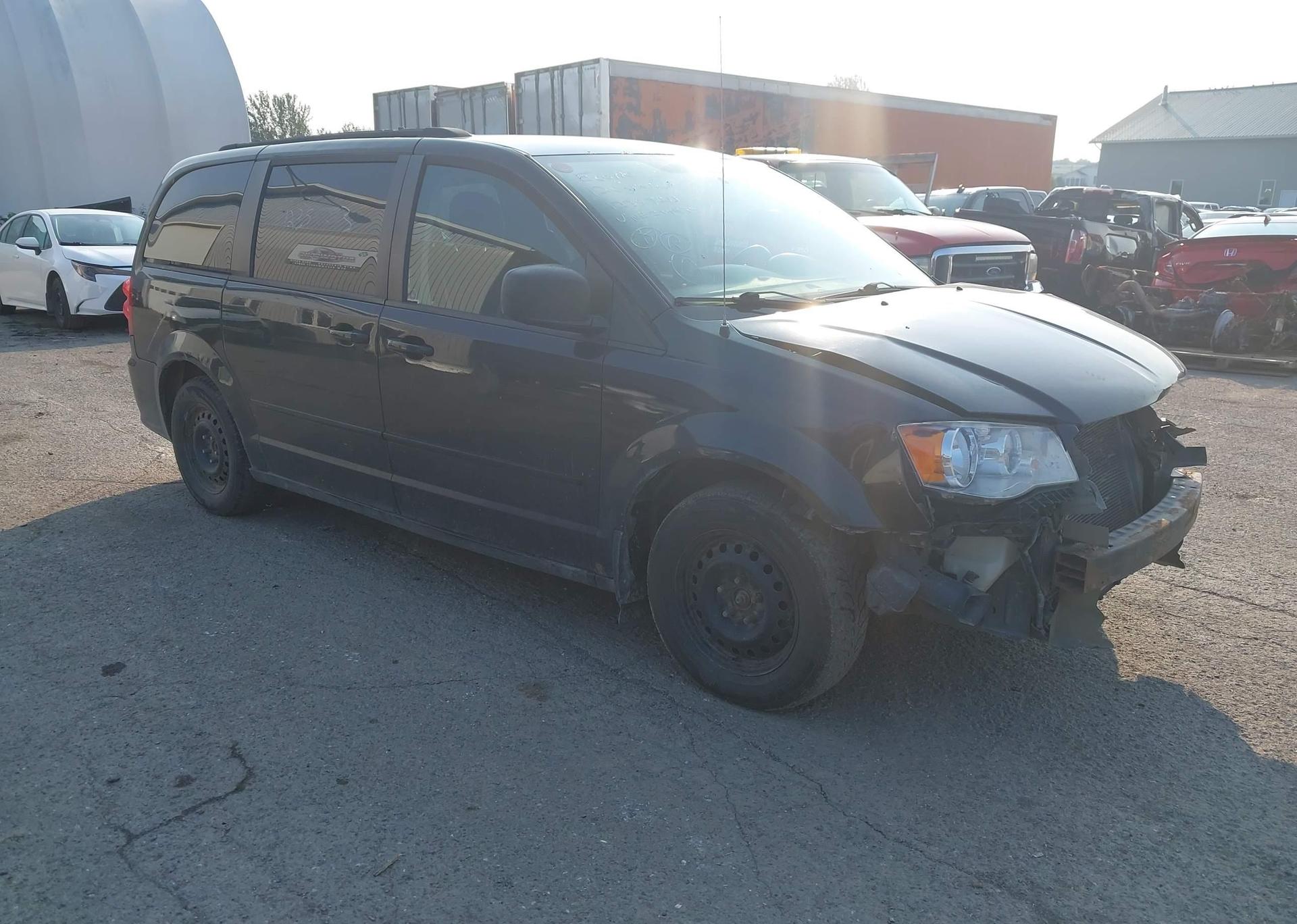 2012 DODGE GRAND CARAVAN SE