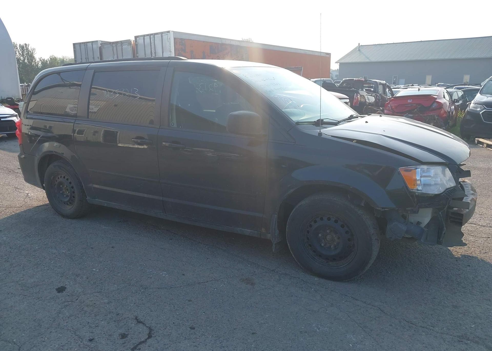 2012 DODGE GRAND CARAVAN SE