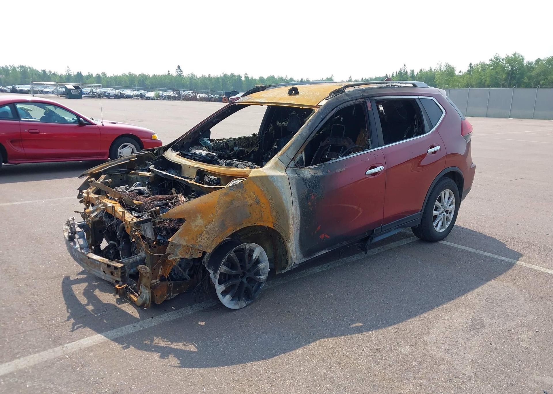 2019 NISSAN ROGUE S