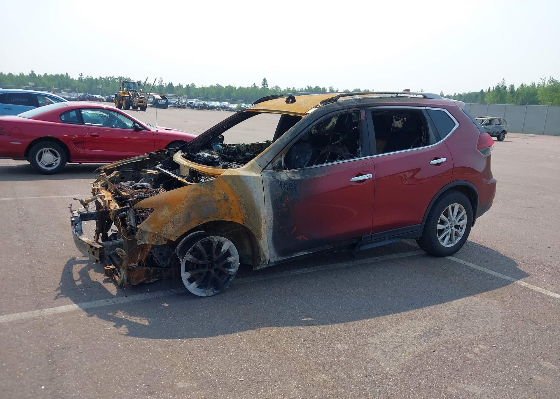 2019 NISSAN ROGUE S