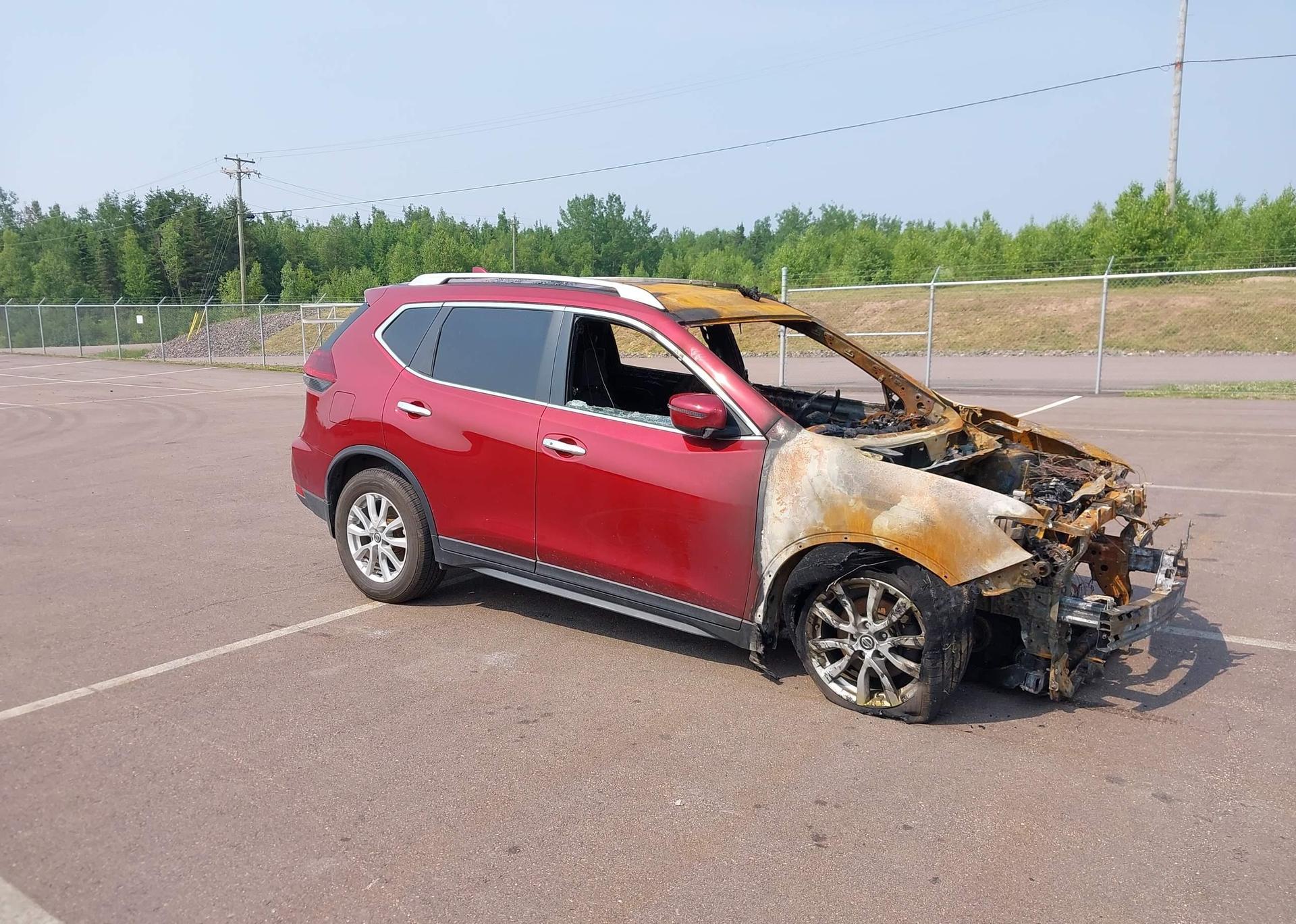2019 NISSAN ROGUE S