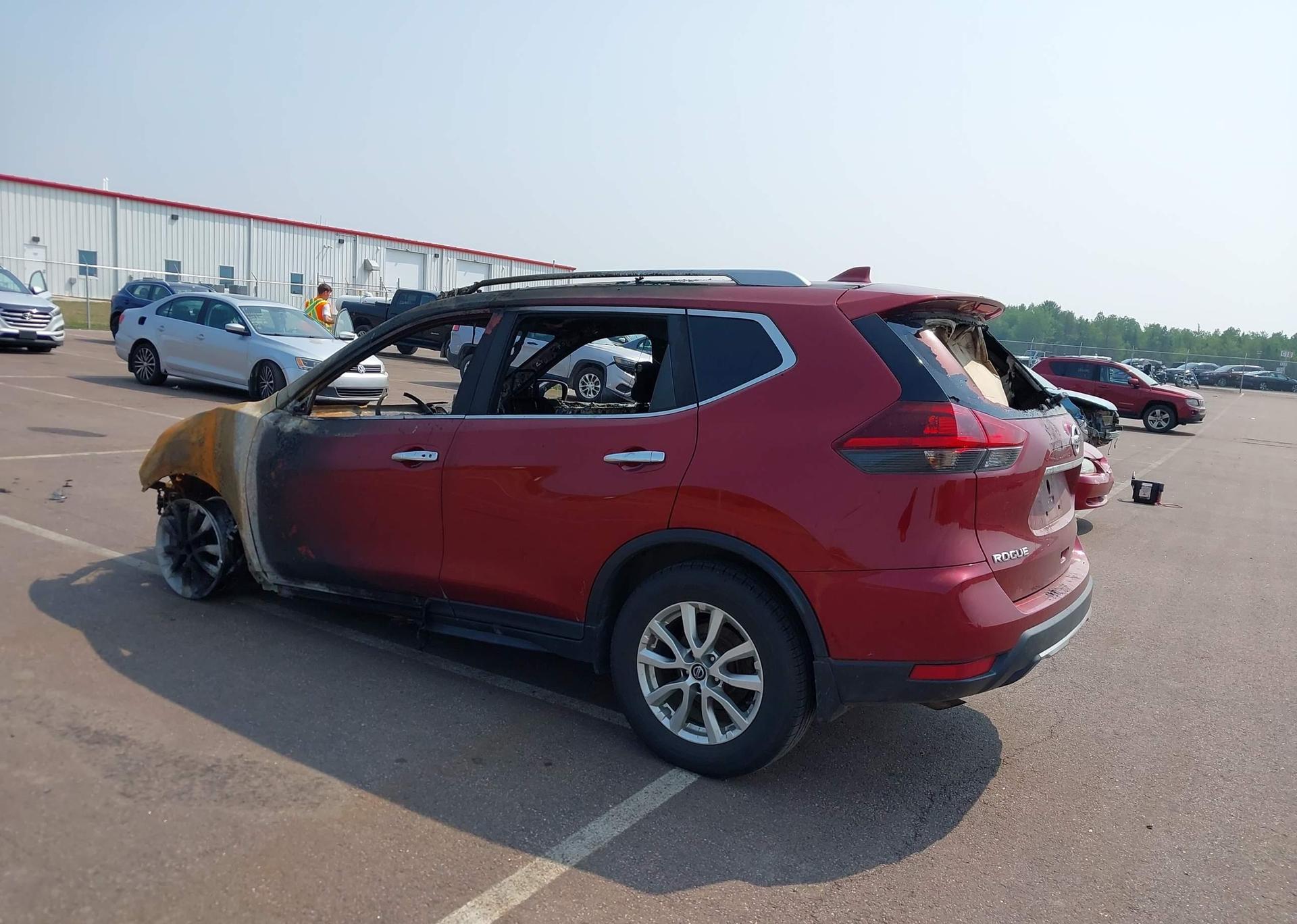 2019 NISSAN ROGUE S