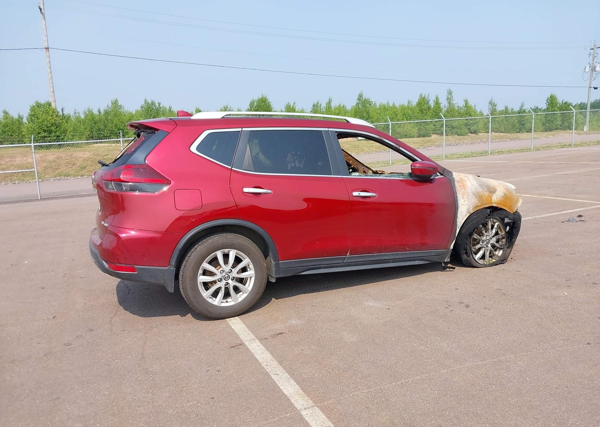 2019 NISSAN ROGUE S