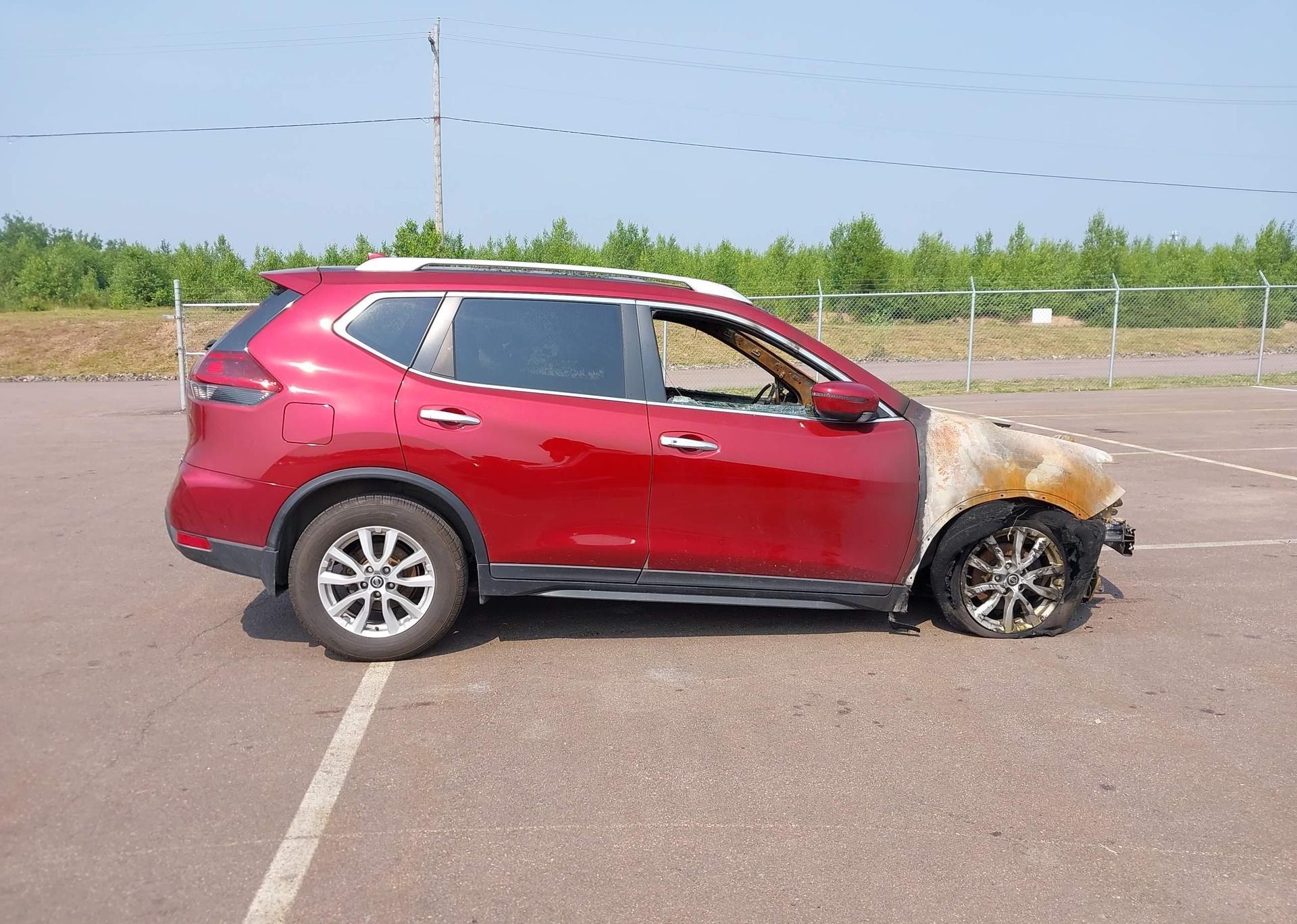 2019 NISSAN ROGUE S