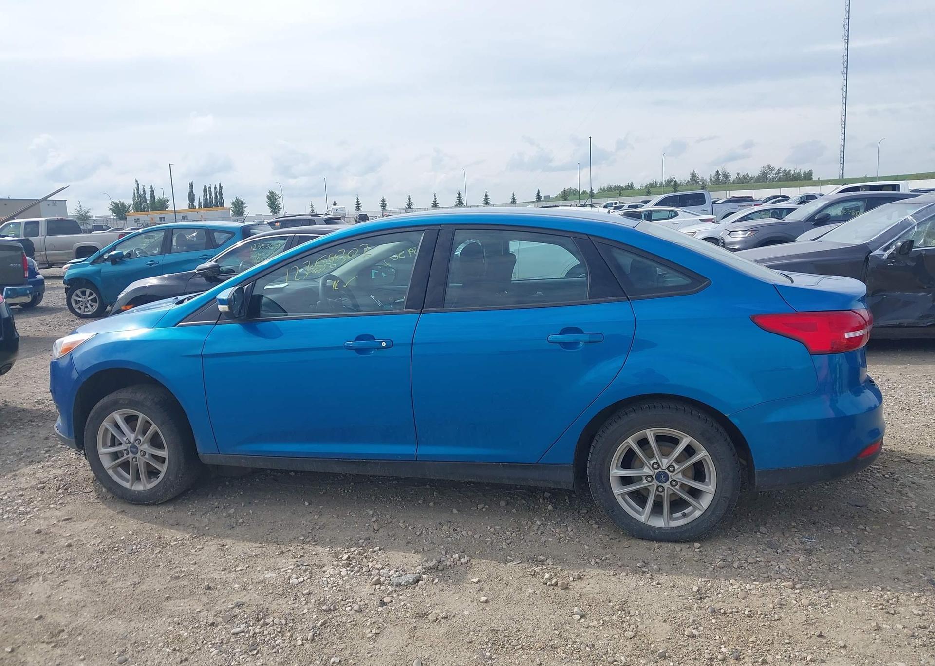 2017 FORD FOCUS SE