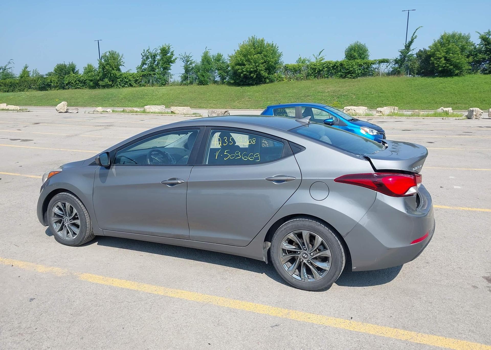 2014 HYUNDAI ELANTRA SE