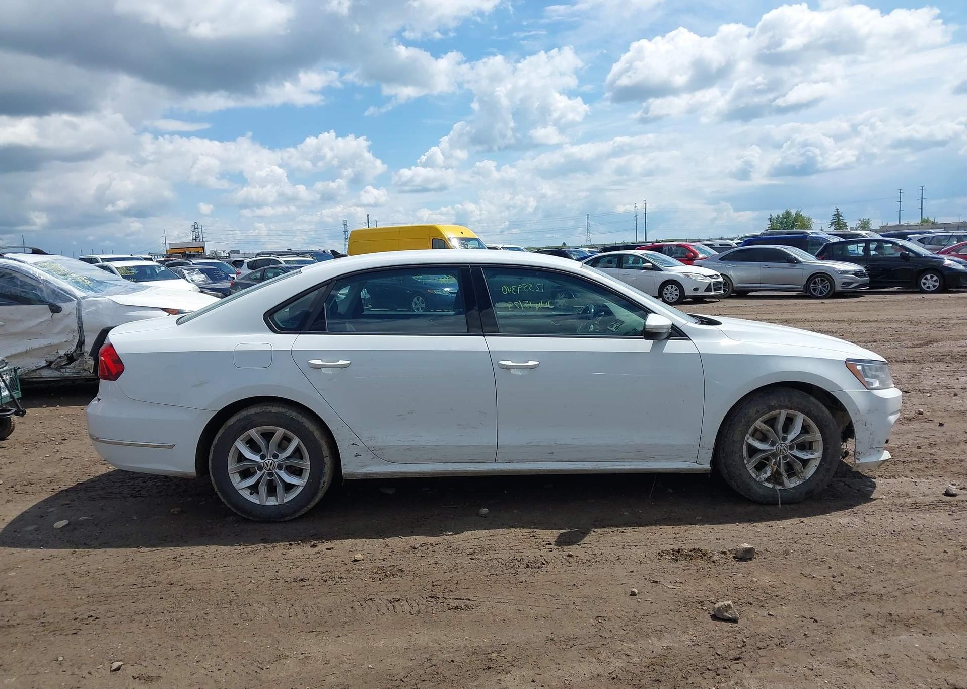 2018 VOLKSWAGEN PASSAT S
