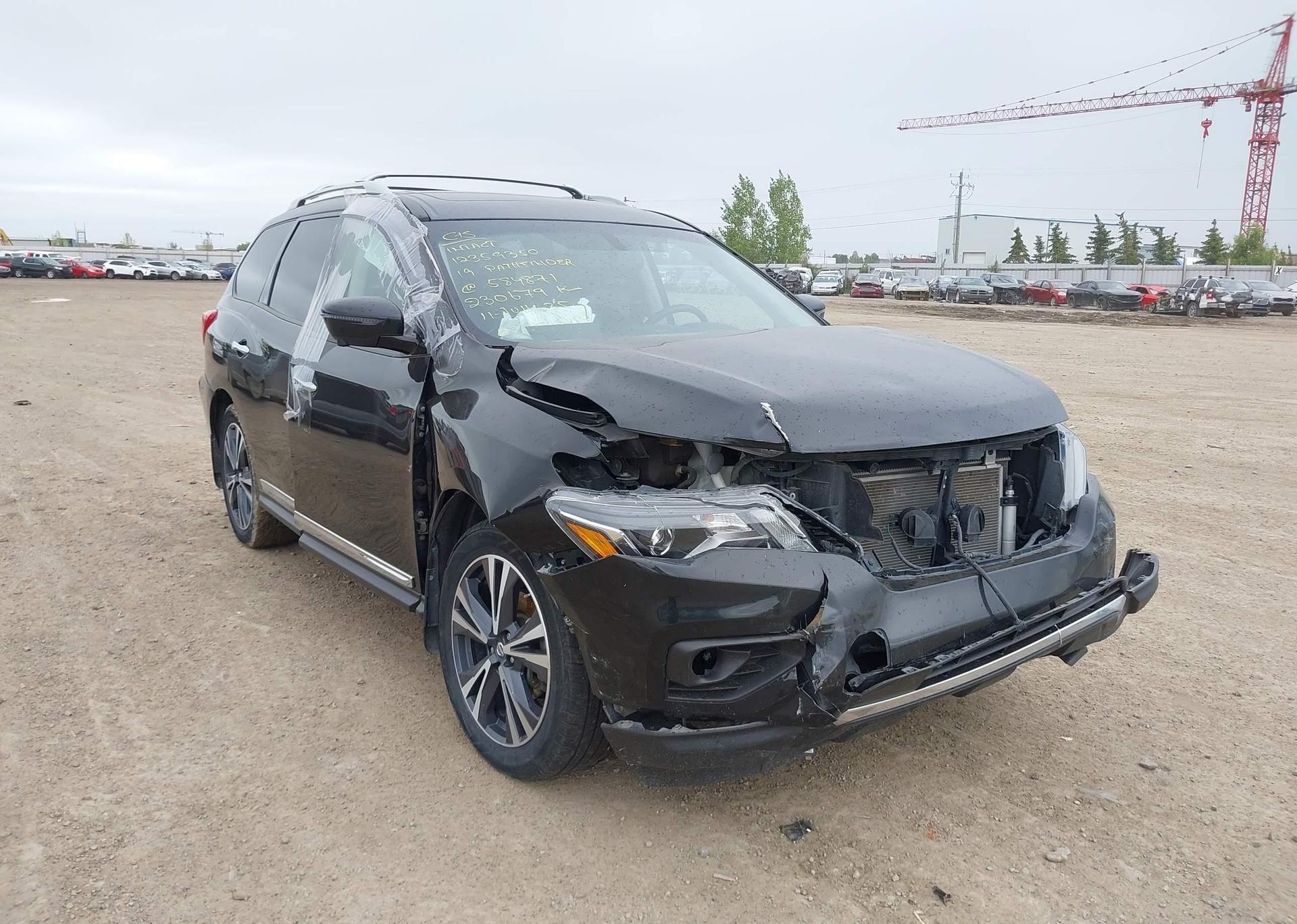 2019 NISSAN PATHFINDER S