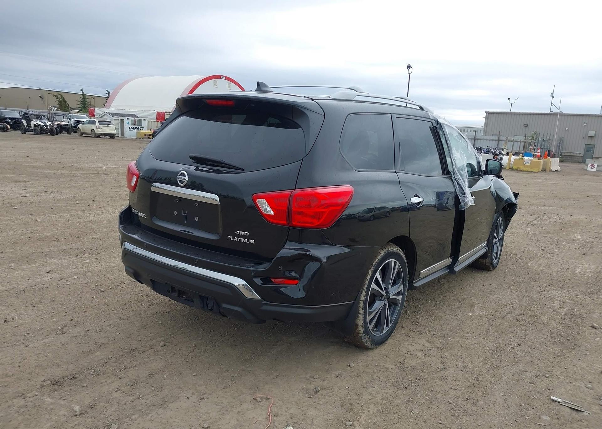 2019 NISSAN PATHFINDER S