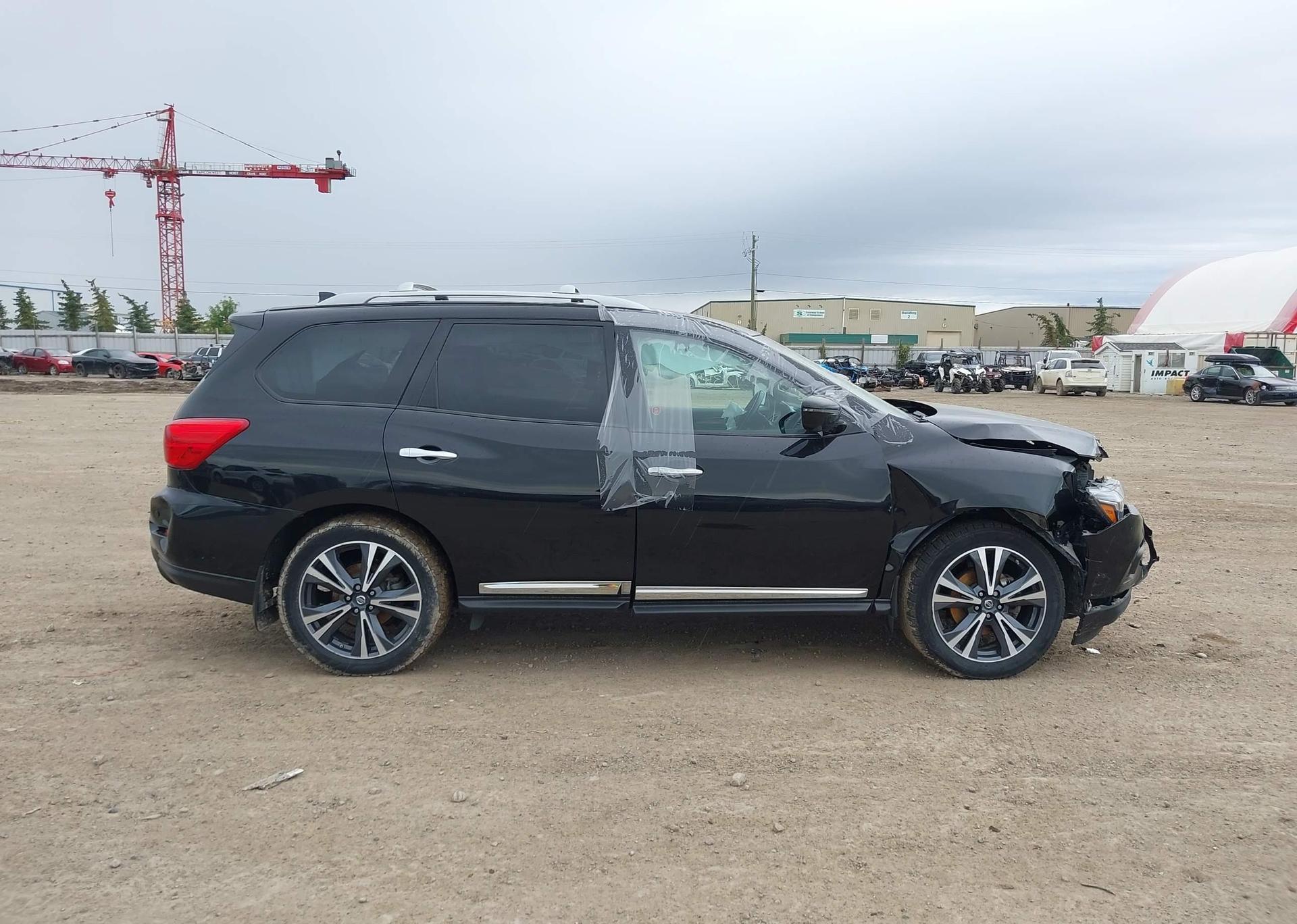 2019 NISSAN PATHFINDER S