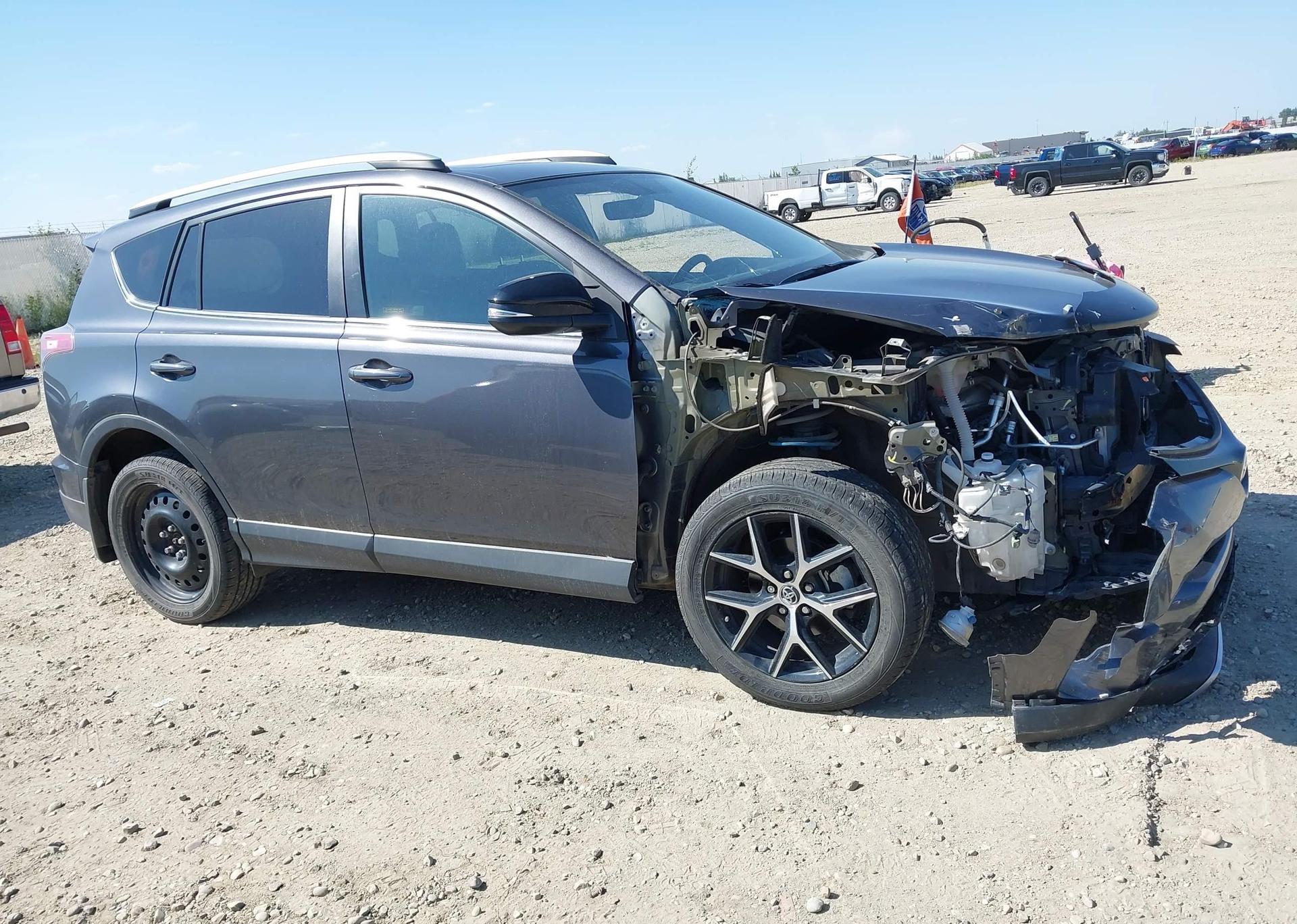 2016 TOYOTA RAV4 SE