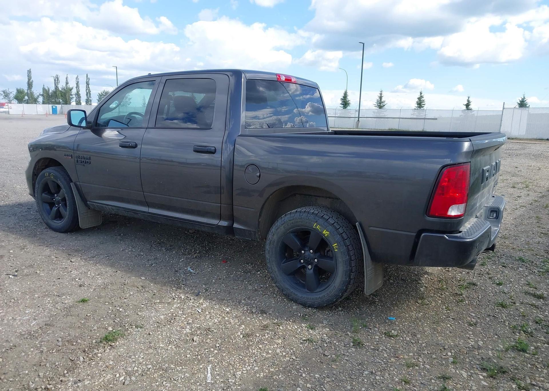 2022 RAM 1500 CLASSIC TRADESMAN
