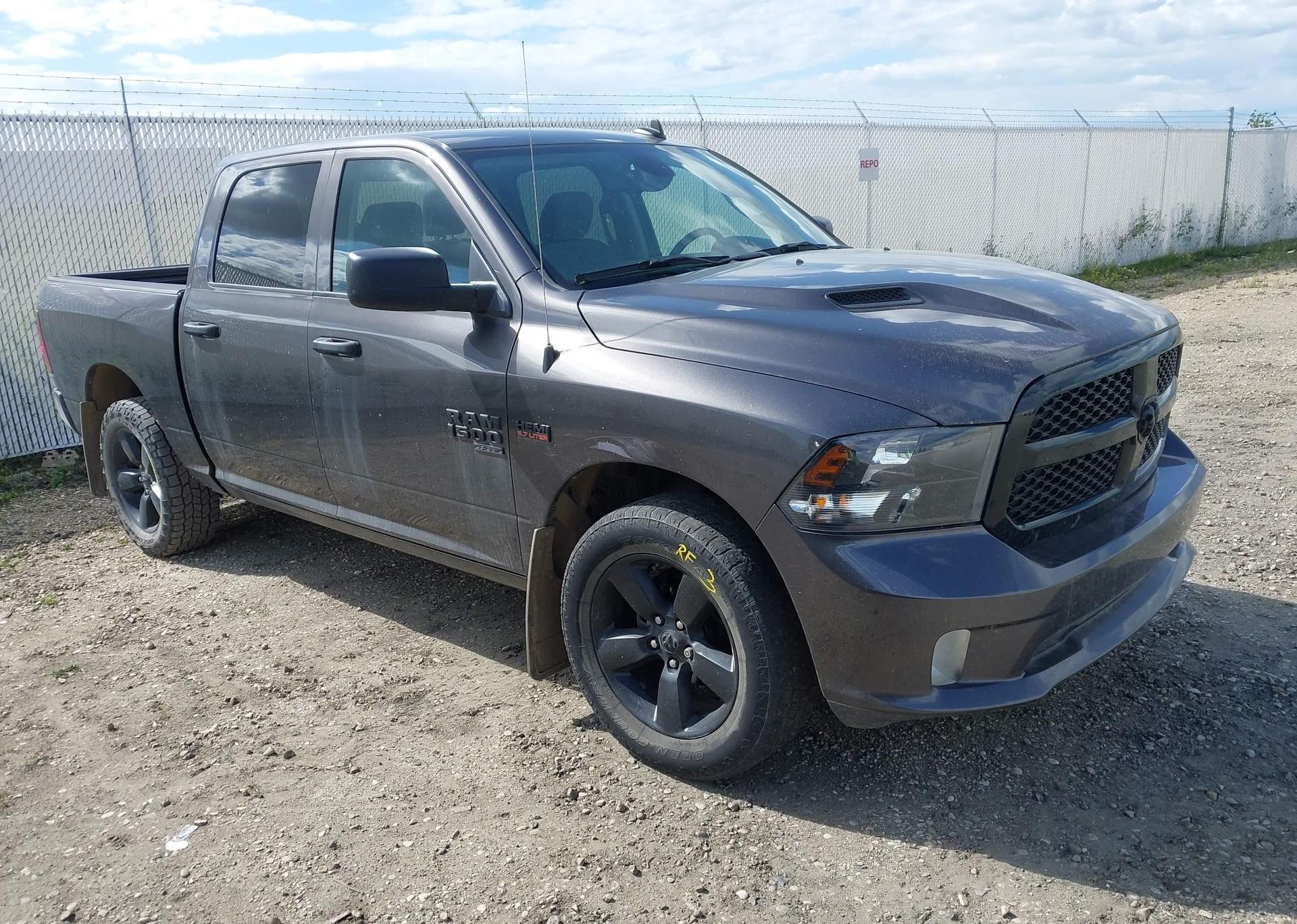 2022 RAM 1500 CLASSIC TRADESMAN