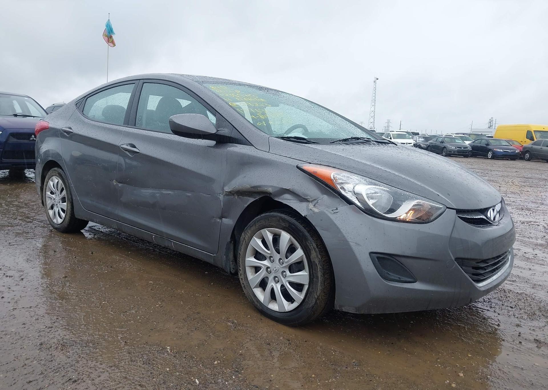 2011 HYUNDAI ELANTRA GL