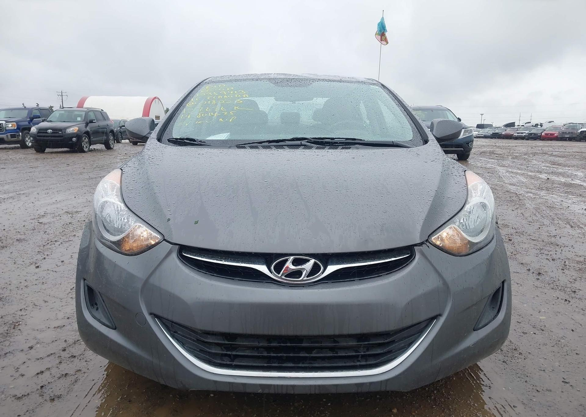 2011 HYUNDAI ELANTRA GL