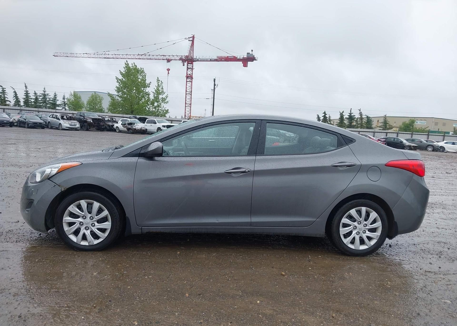 2011 HYUNDAI ELANTRA GL
