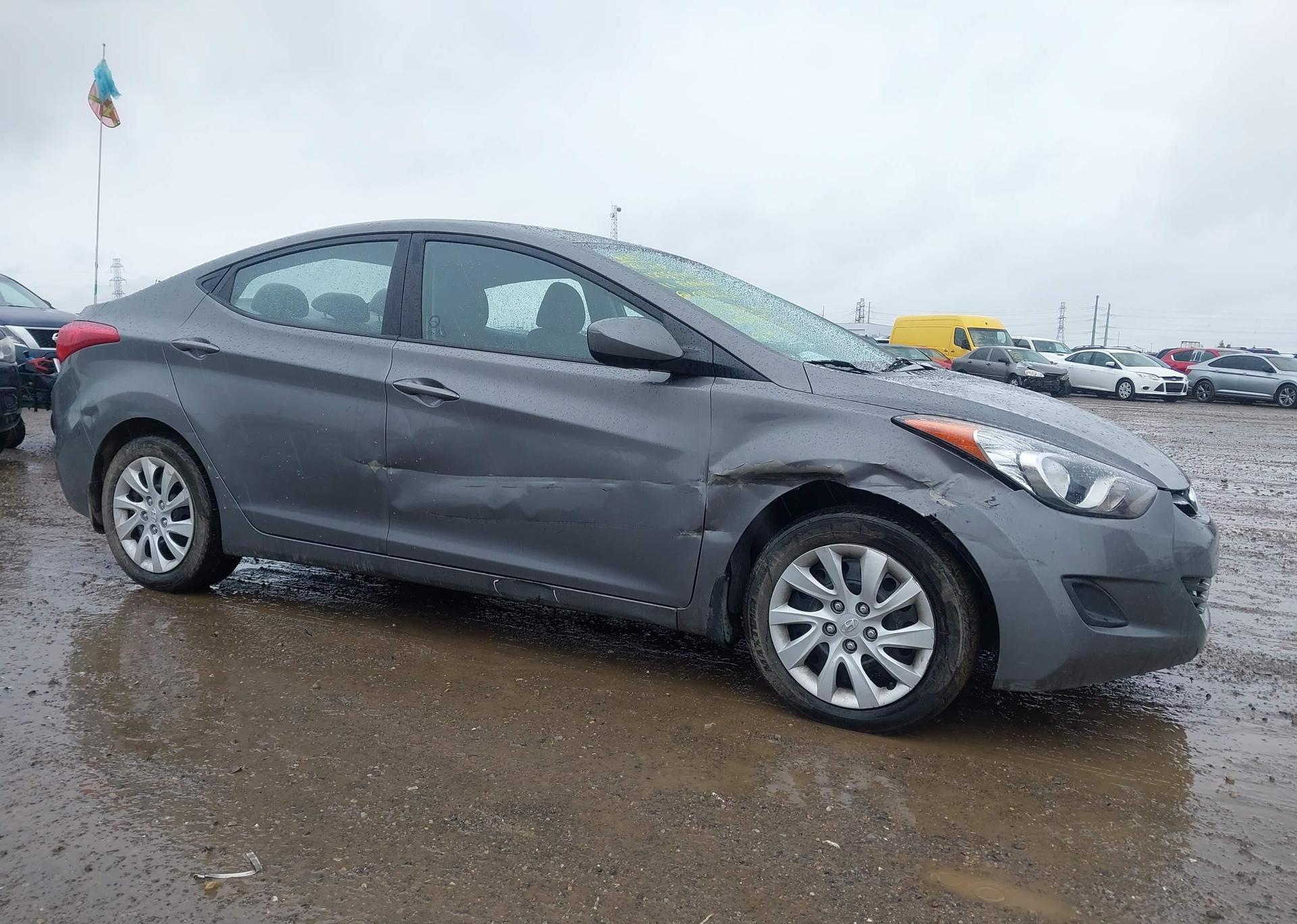 2011 HYUNDAI ELANTRA GL