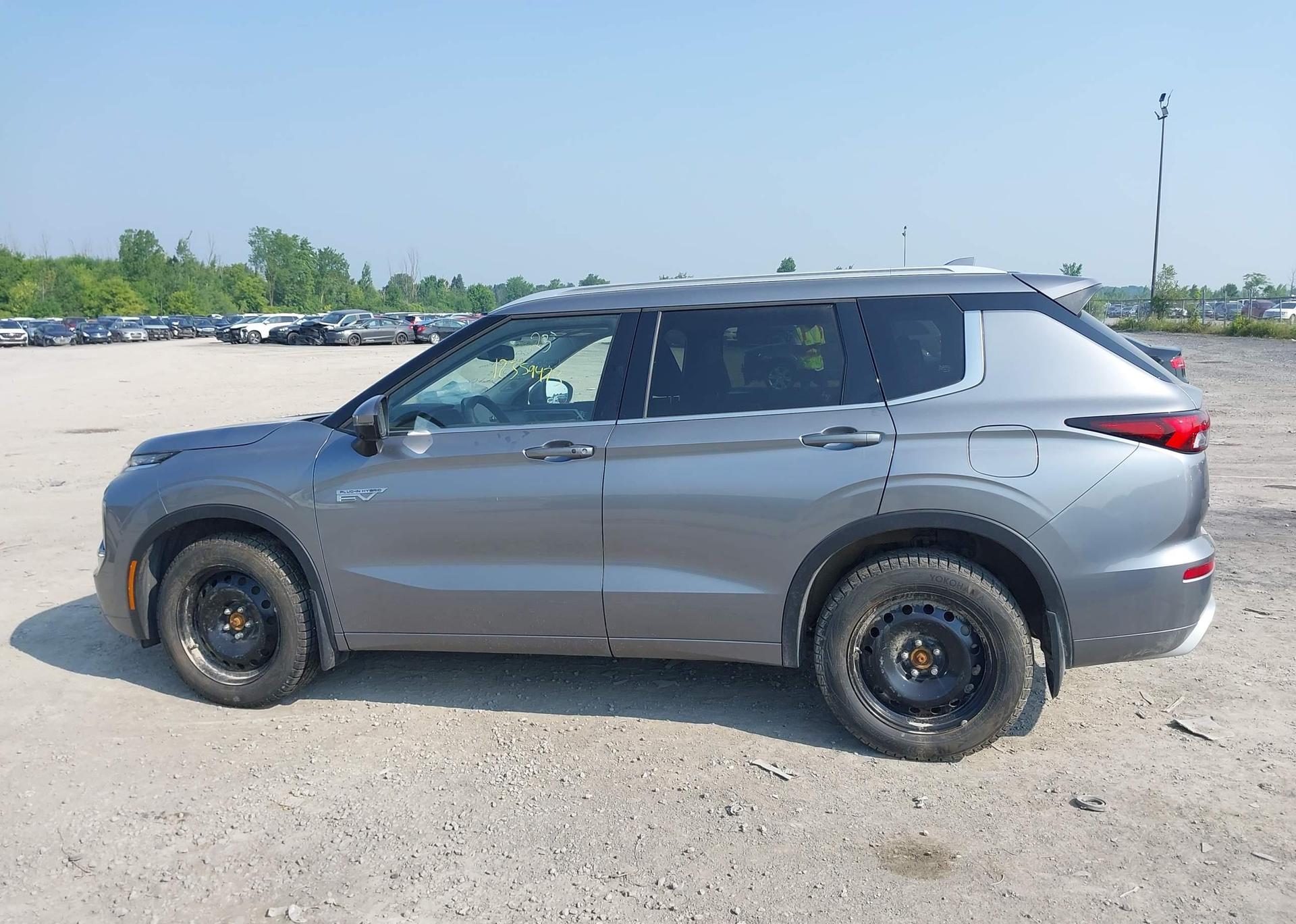 2023 MITSUBISHI OUTLANDER PHEV