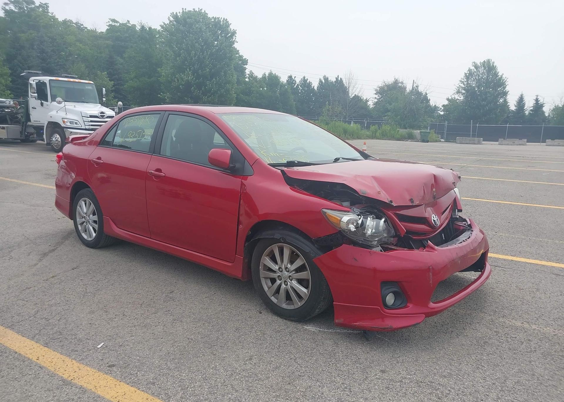 2013 TOYOTA COROLLA S