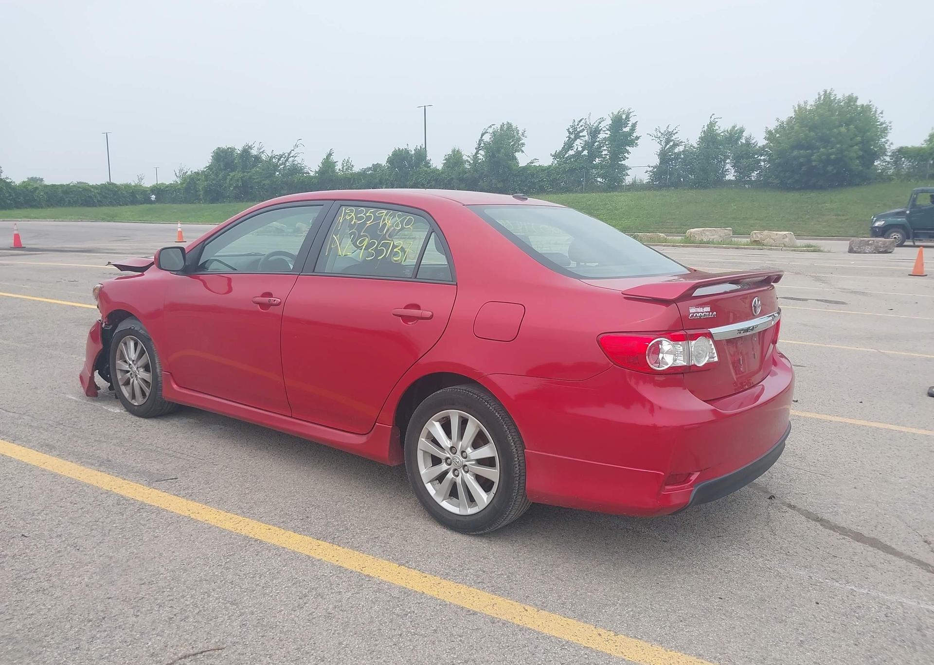 2013 TOYOTA COROLLA S