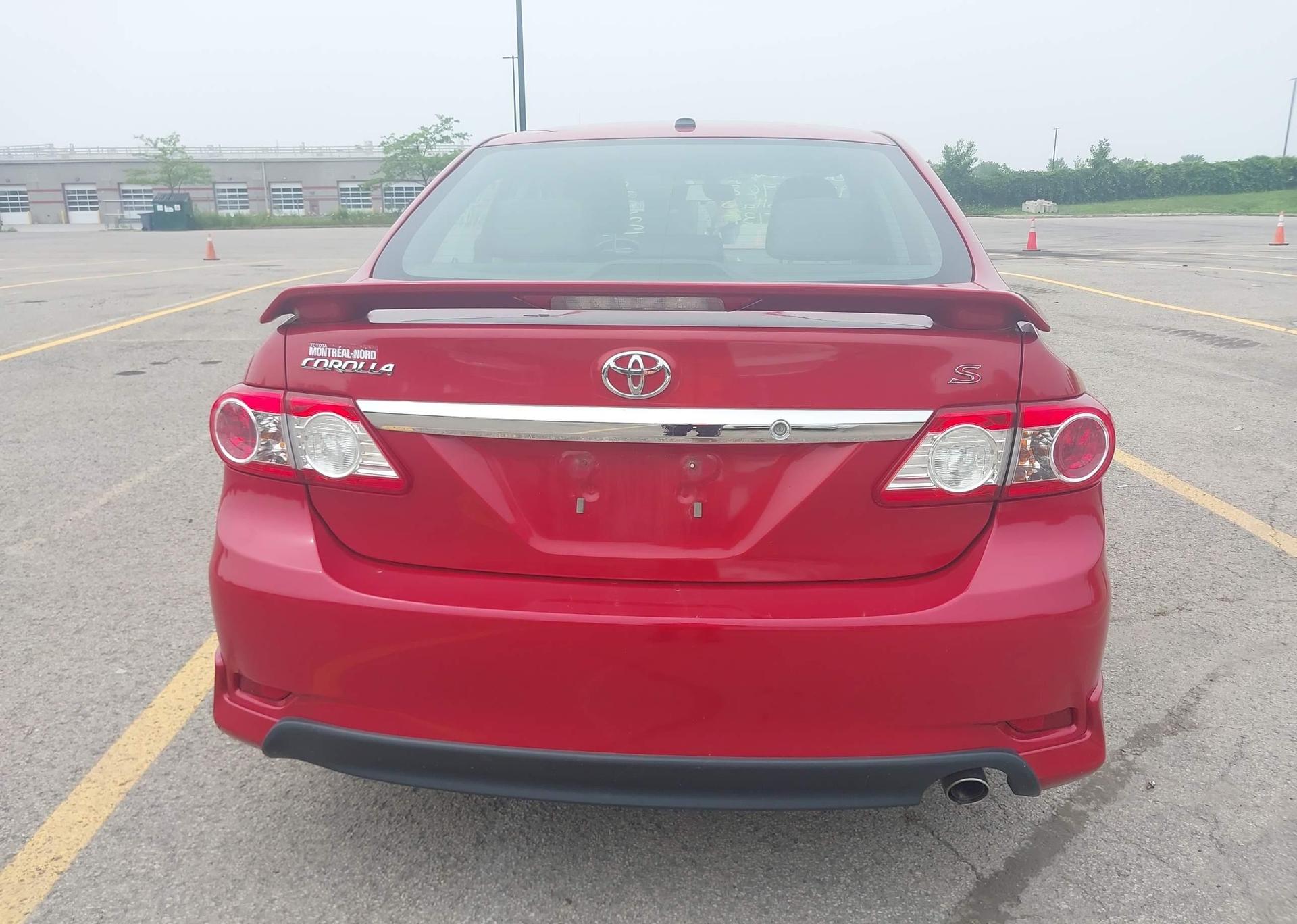 2013 TOYOTA COROLLA S