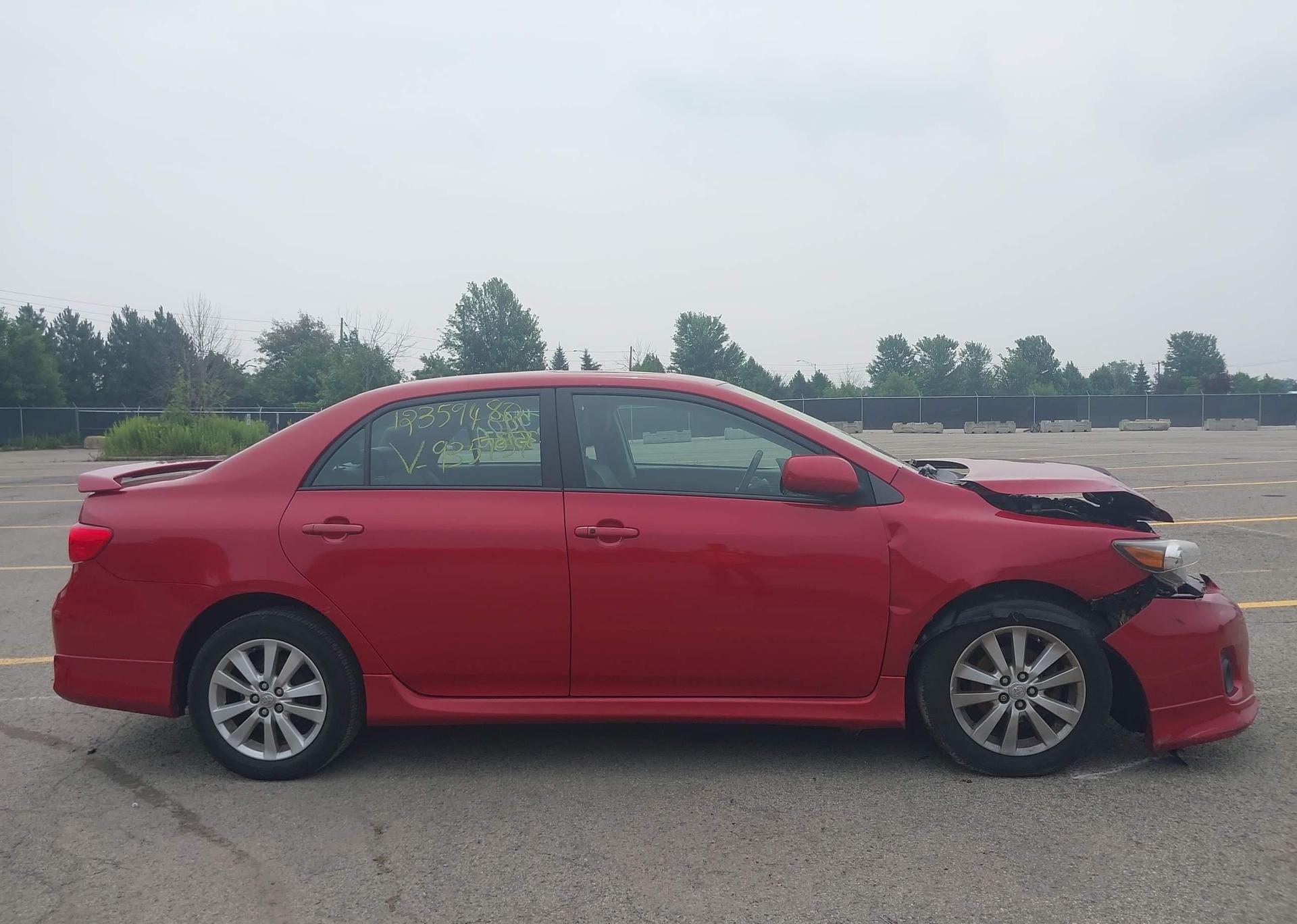 2013 TOYOTA COROLLA S
