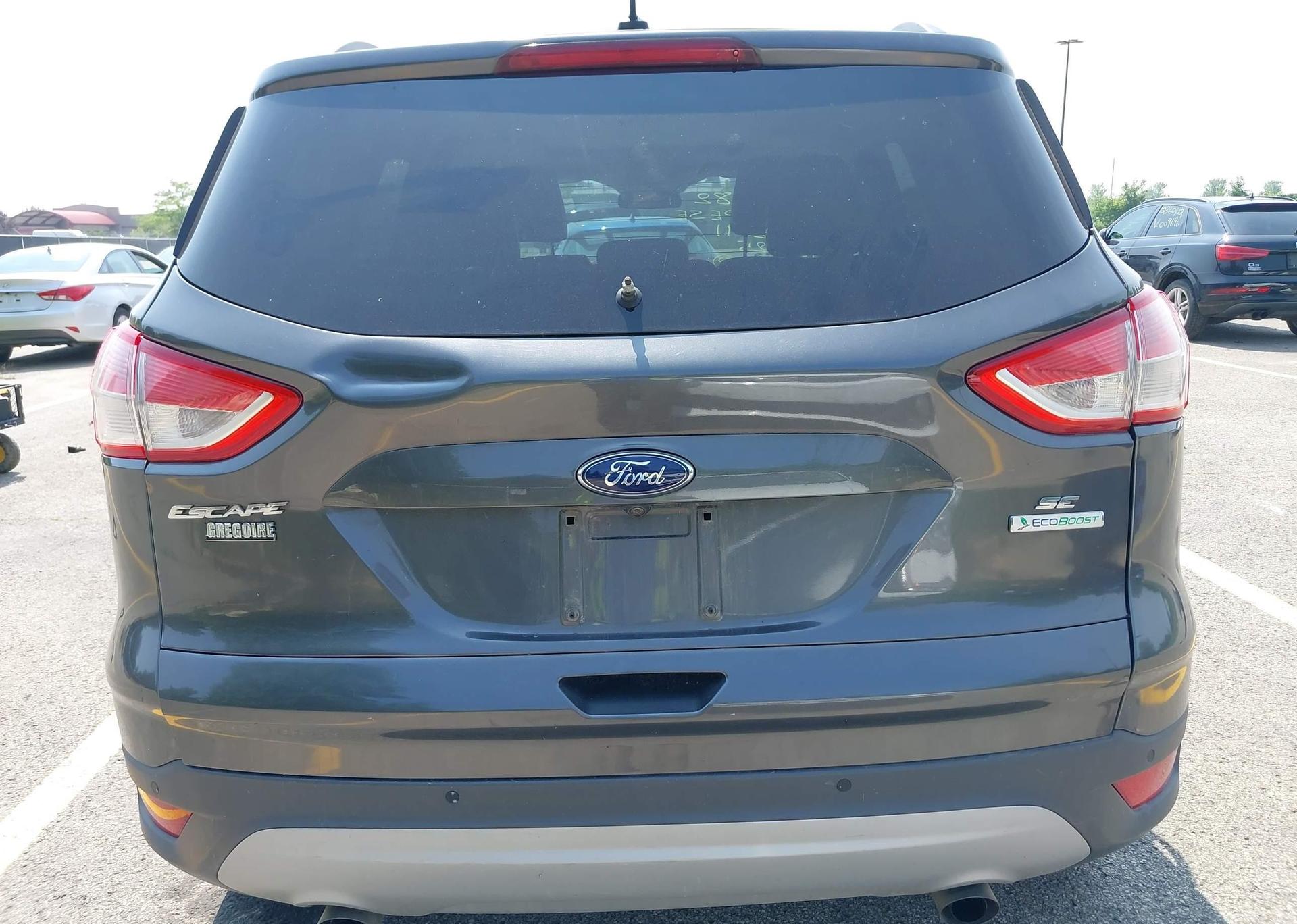 2015 FORD ESCAPE SE