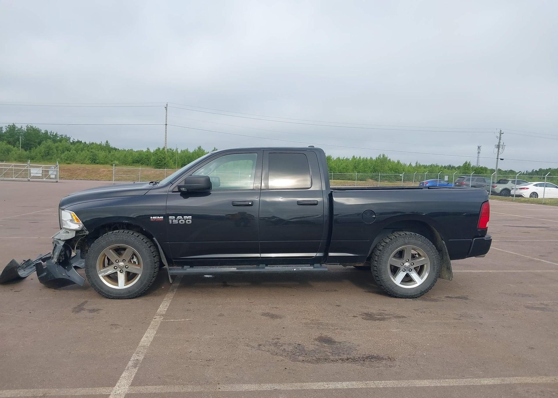 2017 RAM 1500 ST