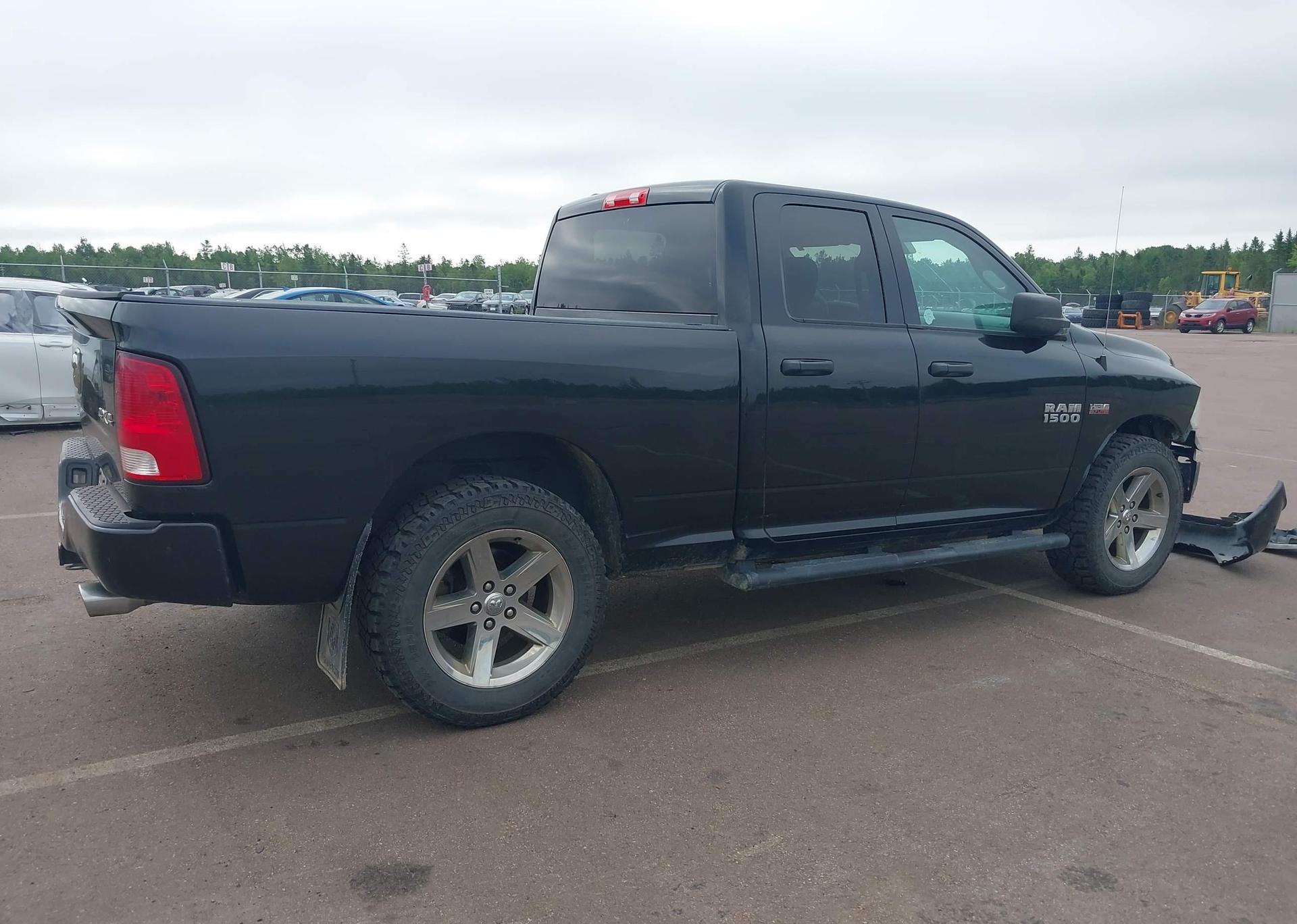 2017 RAM 1500 ST