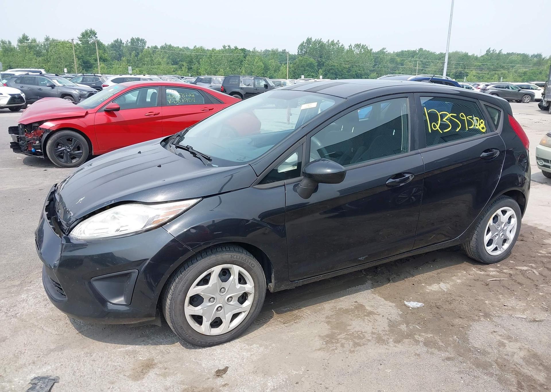 2013 FORD FIESTA SE